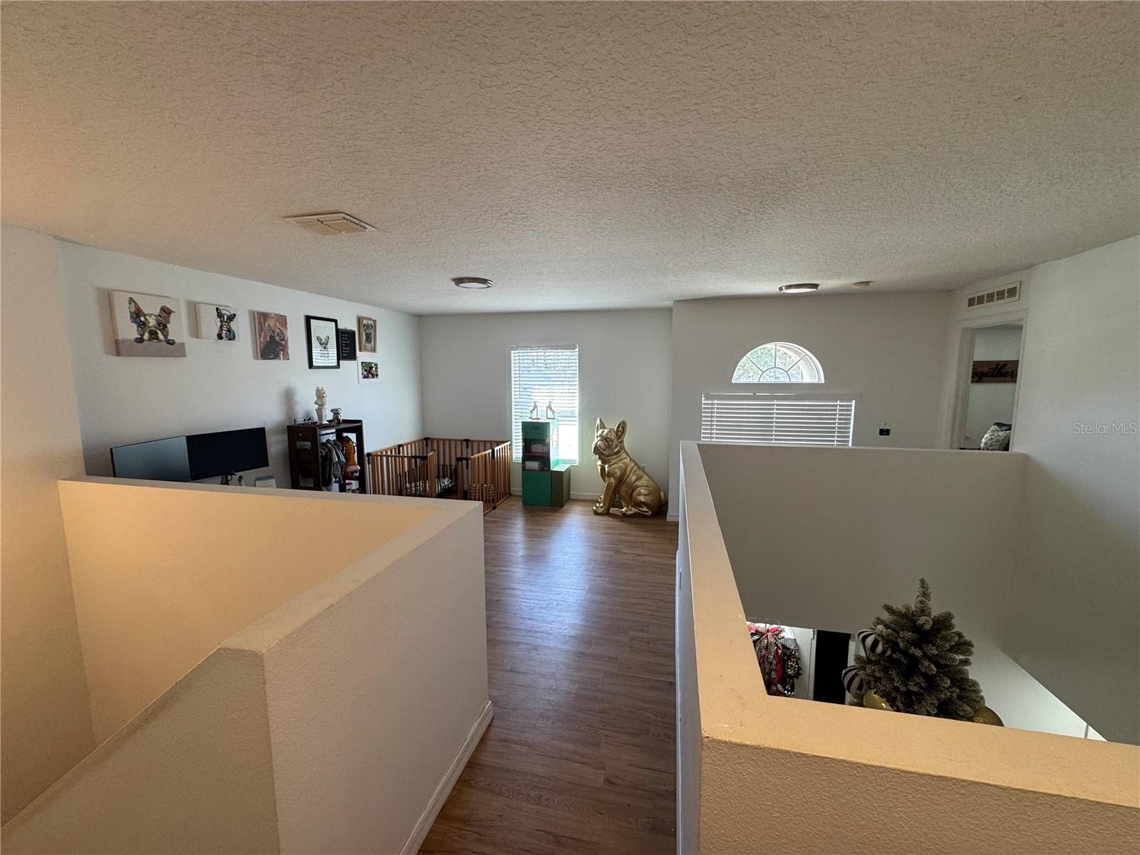 Image 44 of 61 For 627 Woodland Creek Boulevard