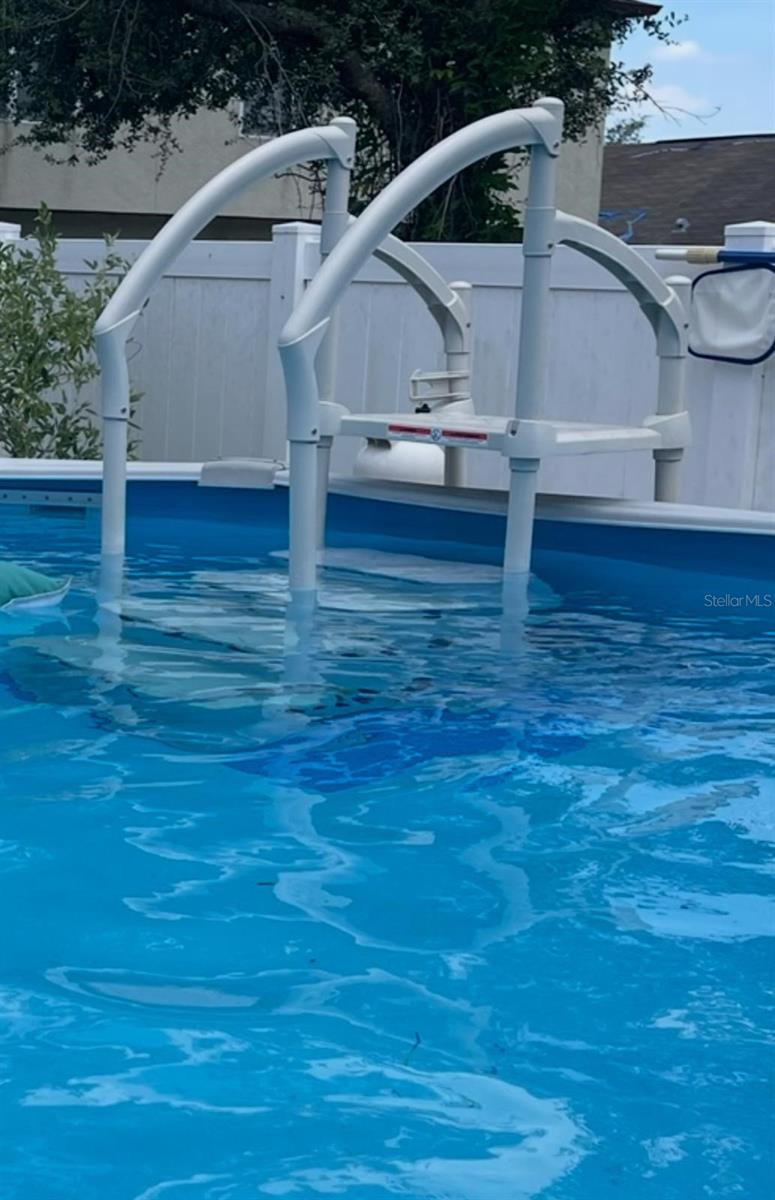 Image 51 of 61 For 627 Woodland Creek Boulevard