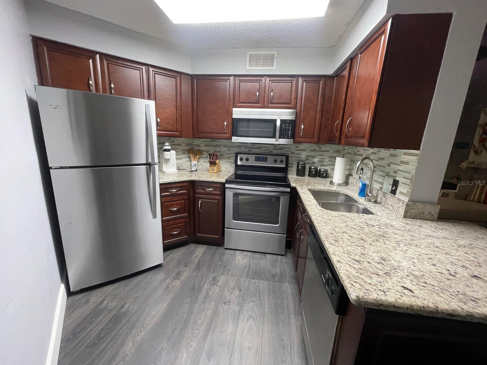 Image 2 of 15 For 3699 Atrium Drive 2