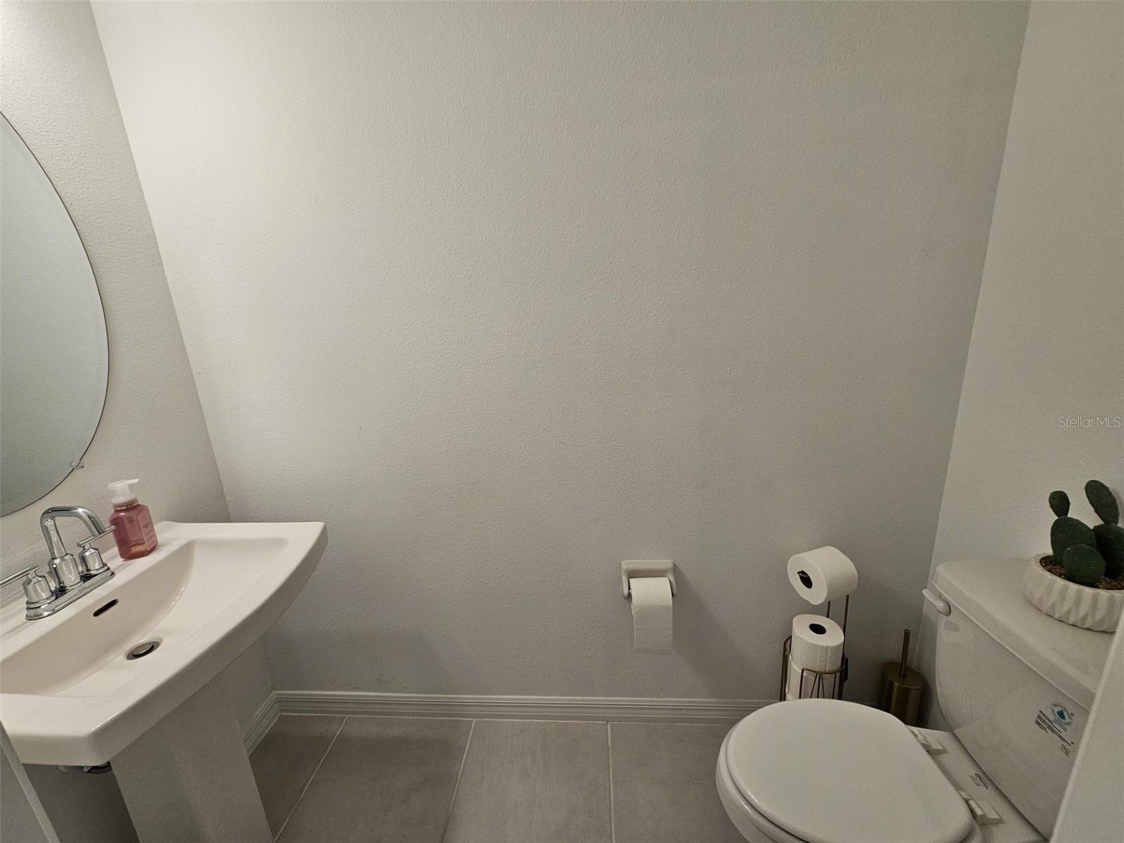 Image 13 of 54 For 4451 Arlington Avenue