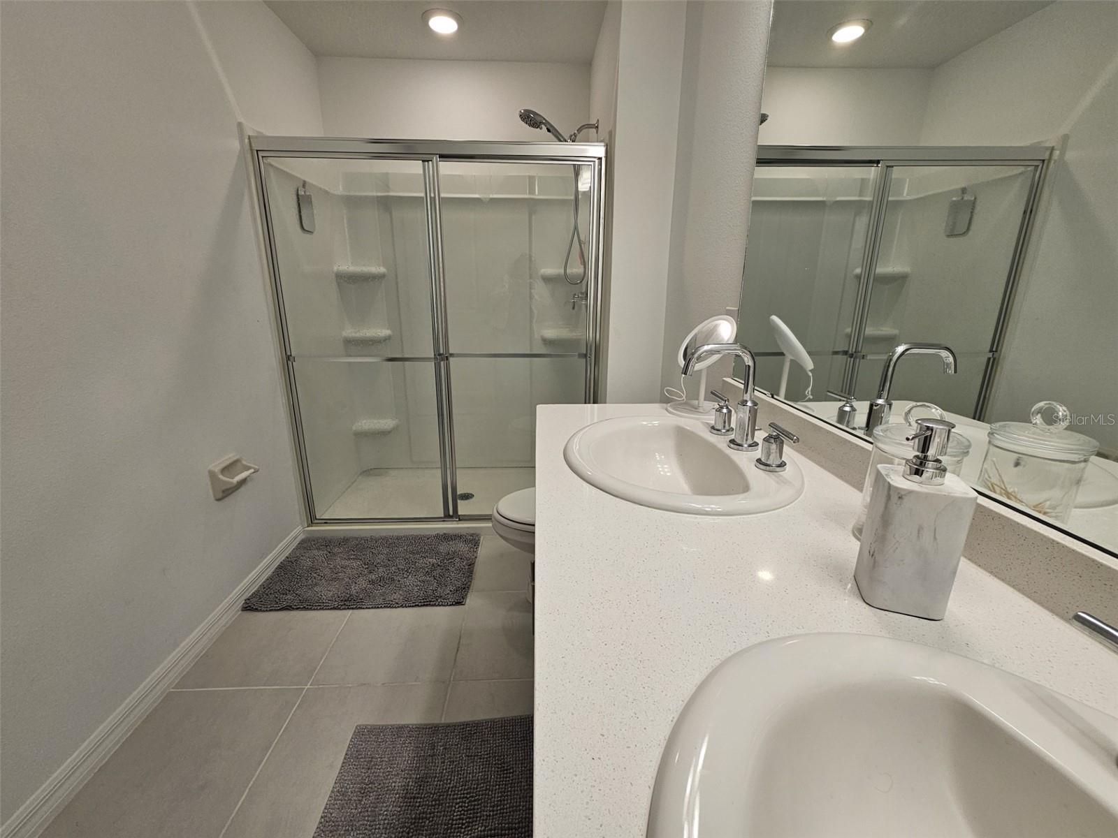 Image 20 of 54 For 4451 Arlington Avenue