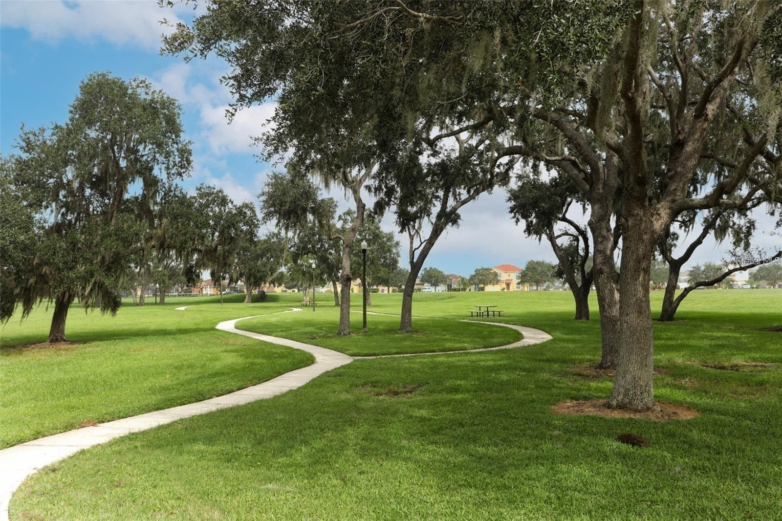 Image 41 of 54 For 4451 Arlington Avenue