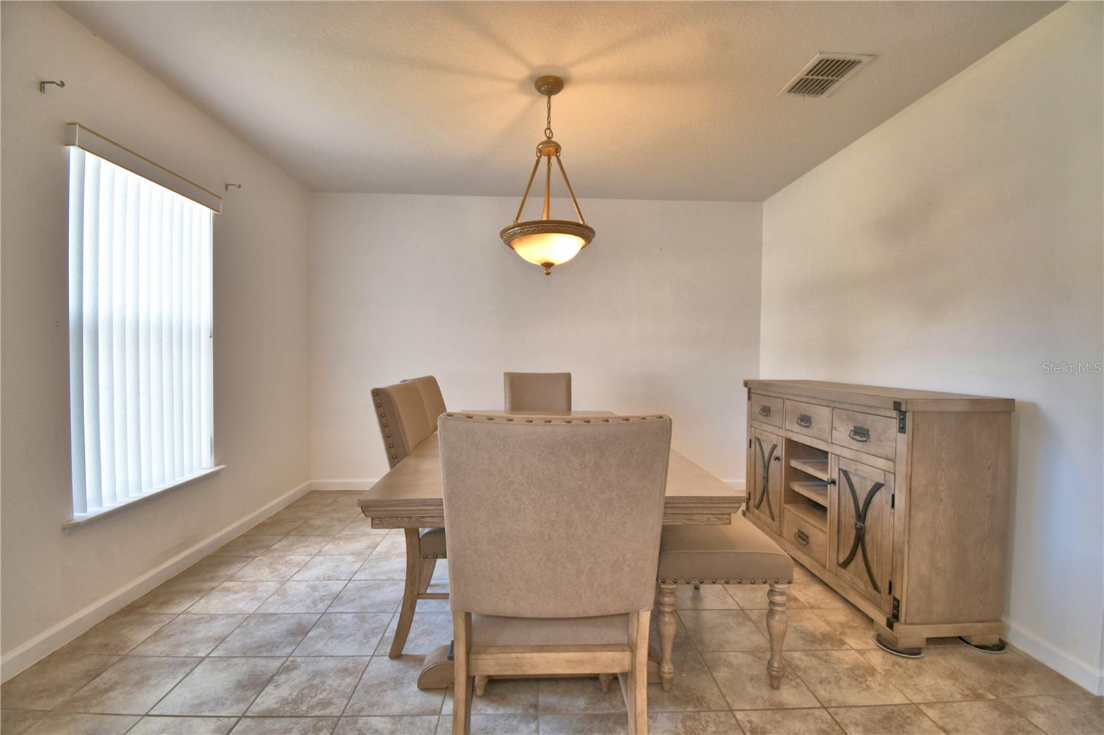 Image 10 of 55 For 107 Shaddock Drive