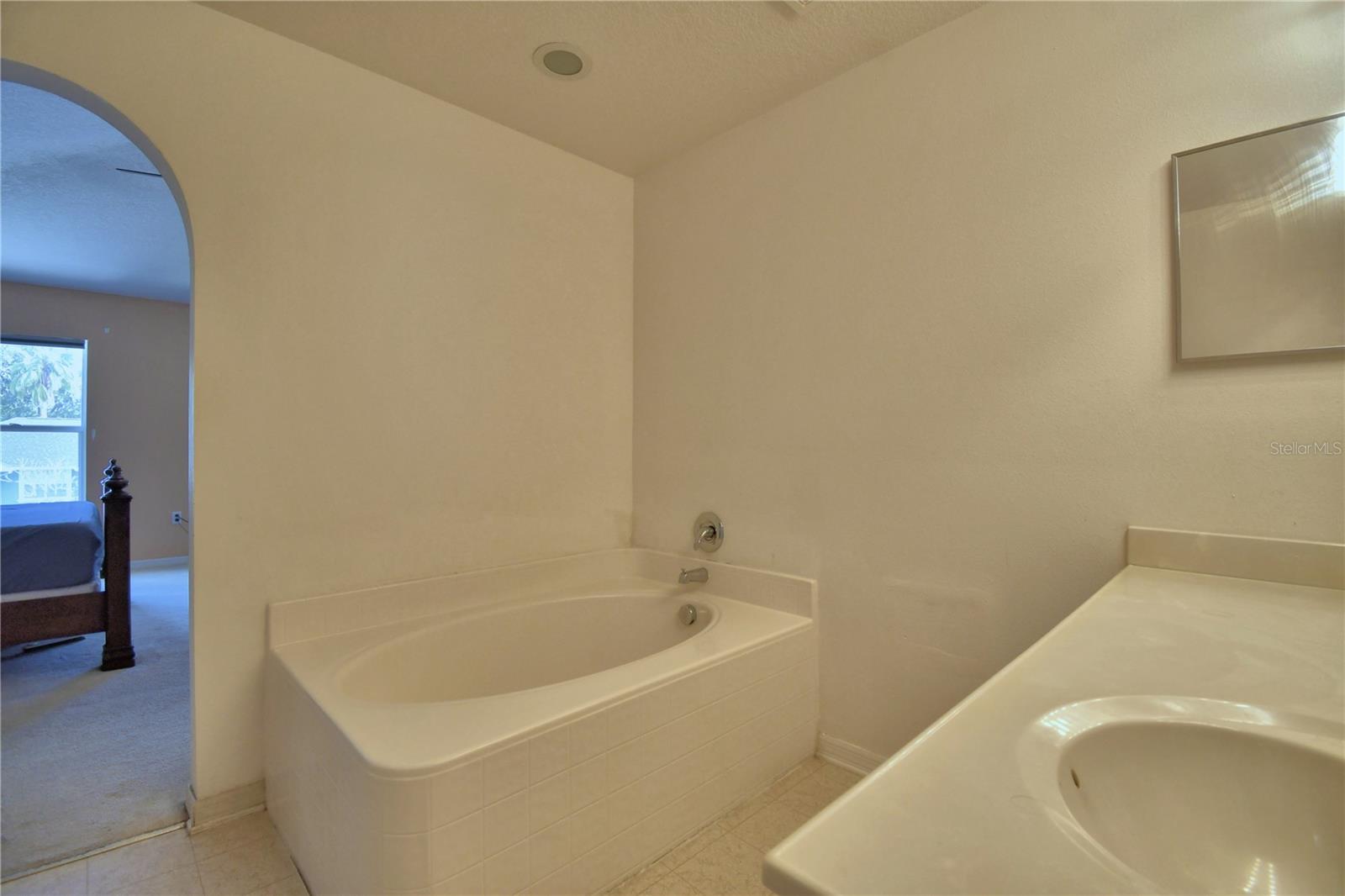 Image 26 of 55 For 107 Shaddock Drive