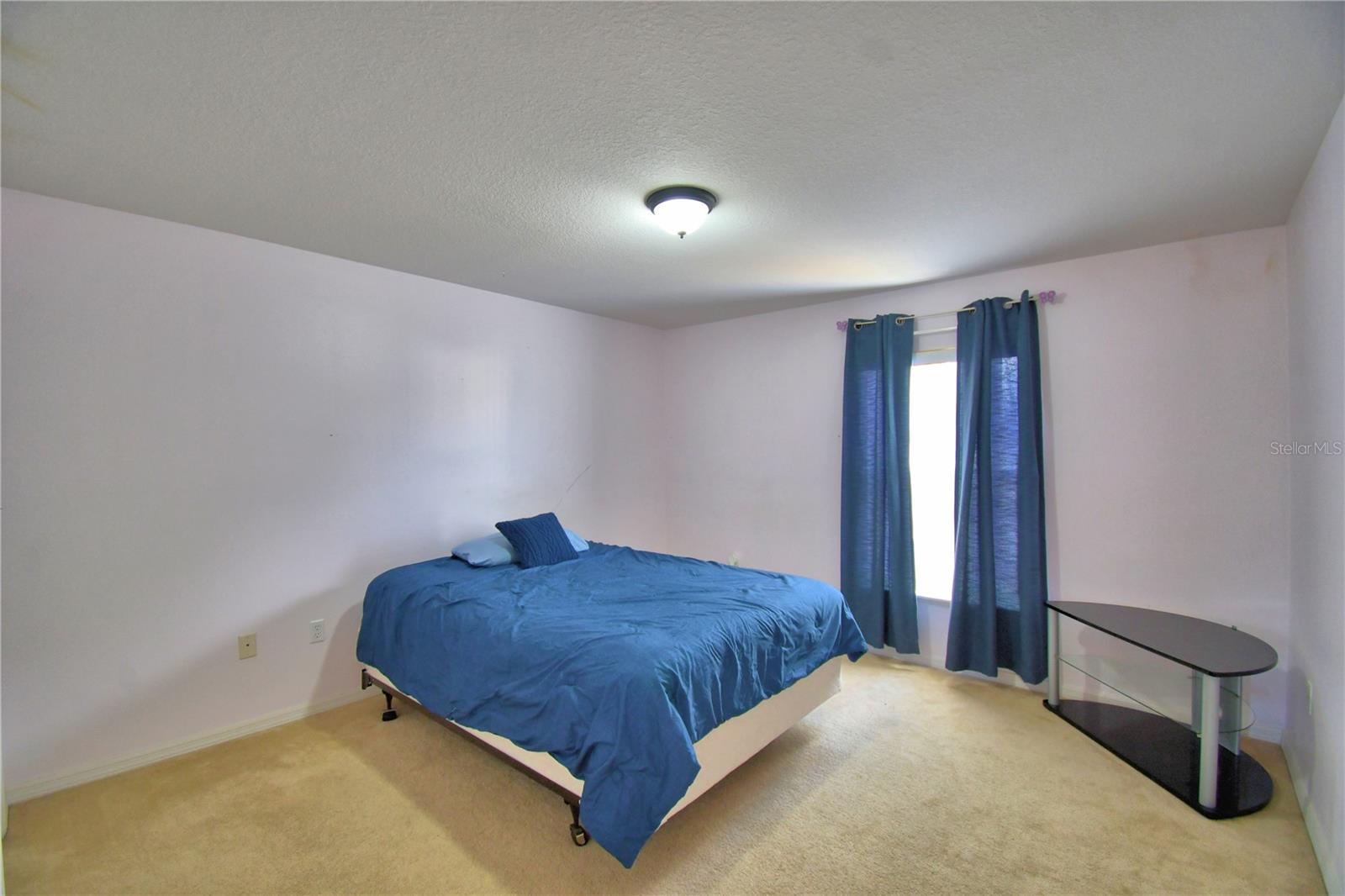 Image 31 of 55 For 107 Shaddock Drive