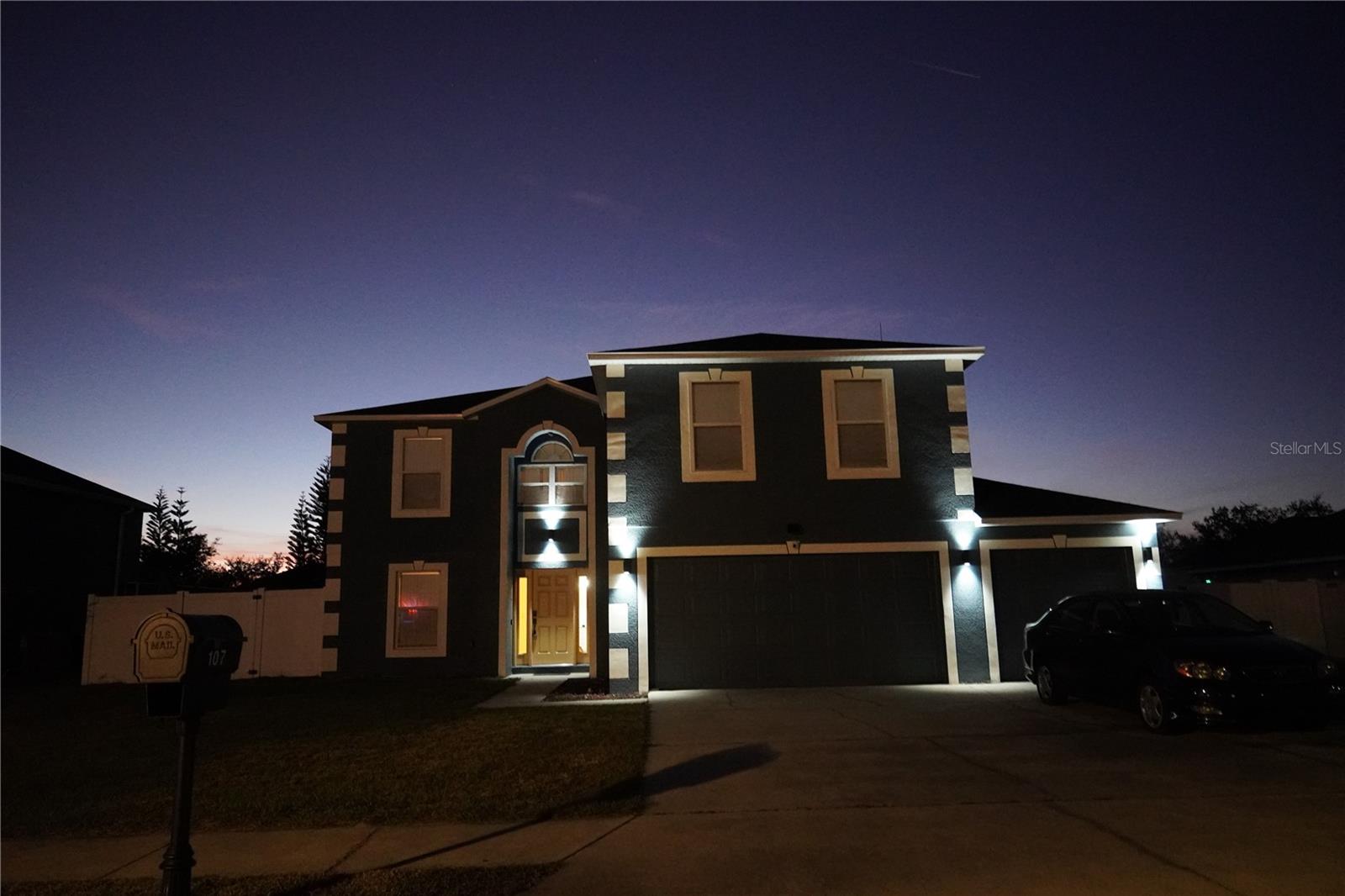 Image 4 of 55 For 107 Shaddock Drive