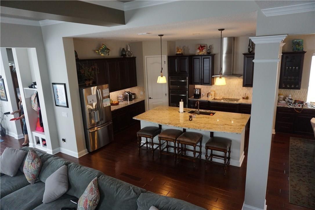 Image 7 of 20 For 8631 Laureate Boulevard