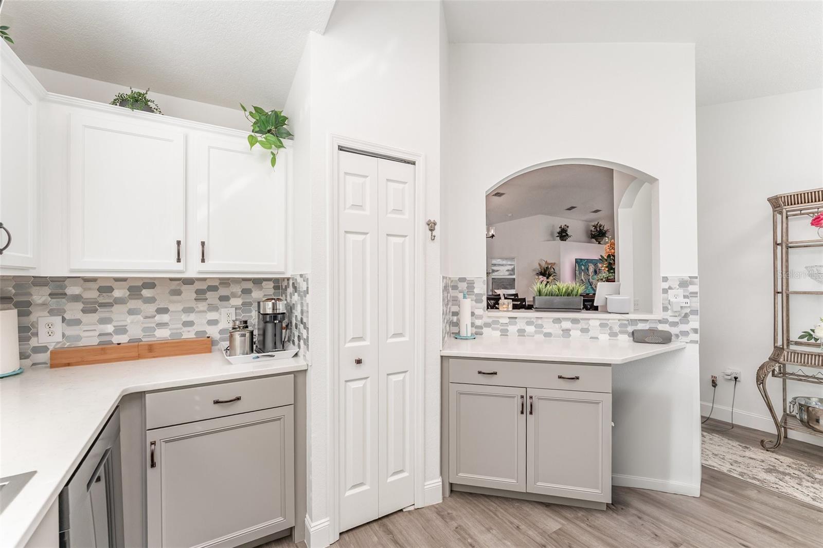 Image 13 of 33 For 438 Heather Hill Boulevard