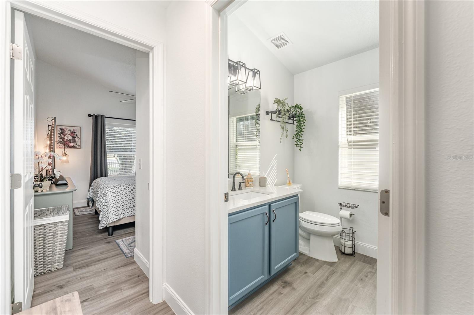 Image 23 of 33 For 438 Heather Hill Boulevard