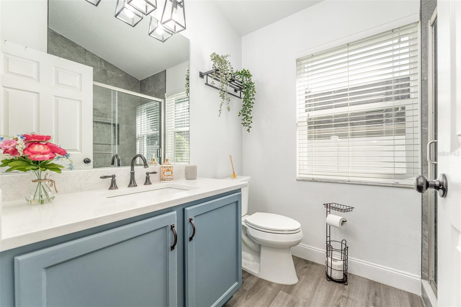 Image 24 of 33 For 438 Heather Hill Boulevard