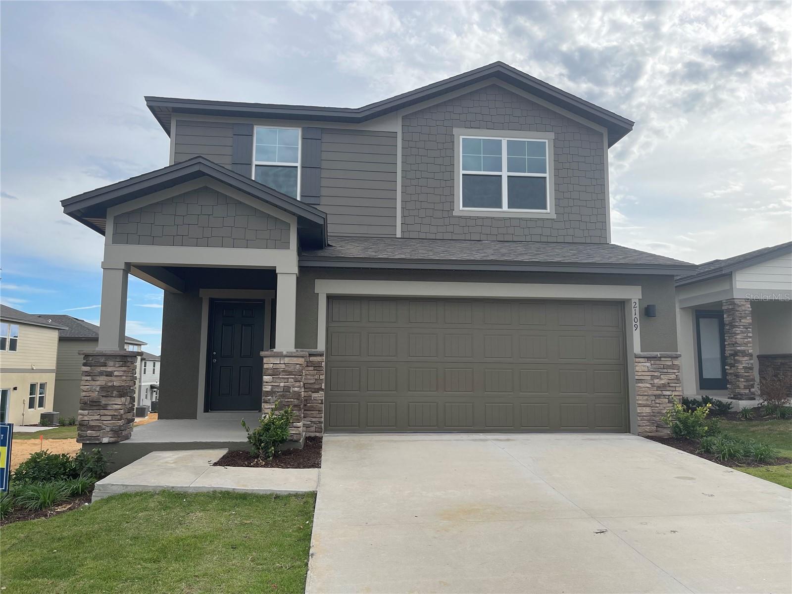 Image 2 of 20 For 2109 Treasure Hill Street