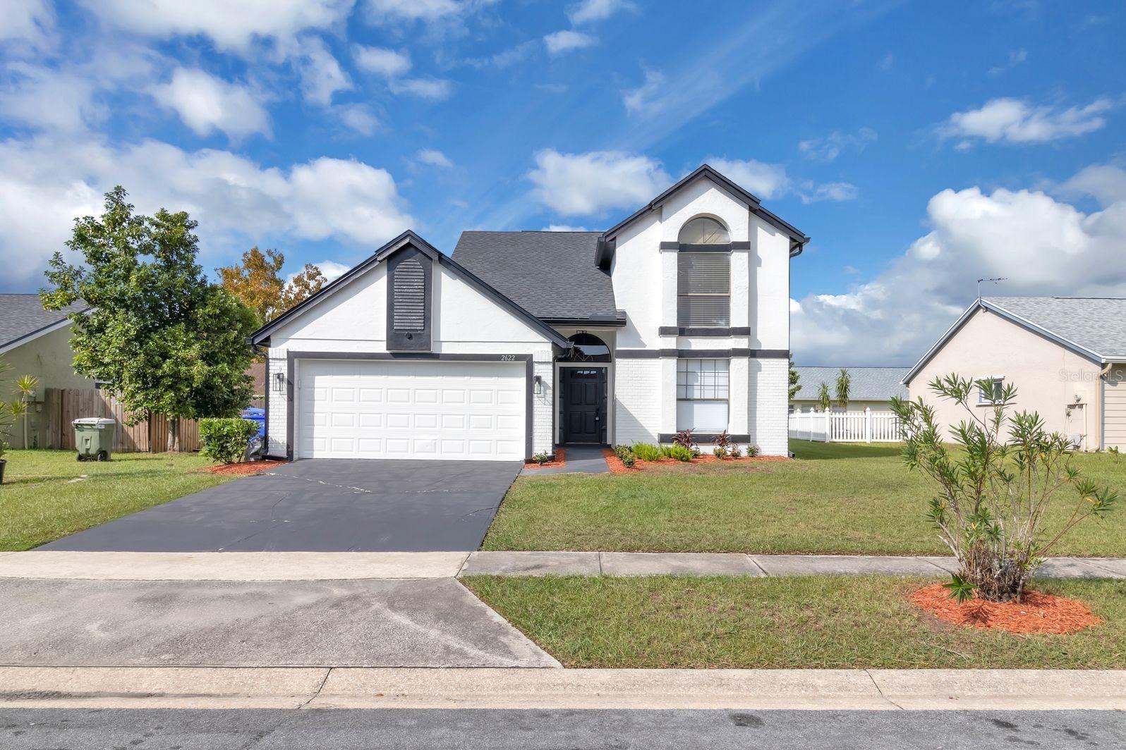 Image 2 of 33 For 2622 Liz Lane