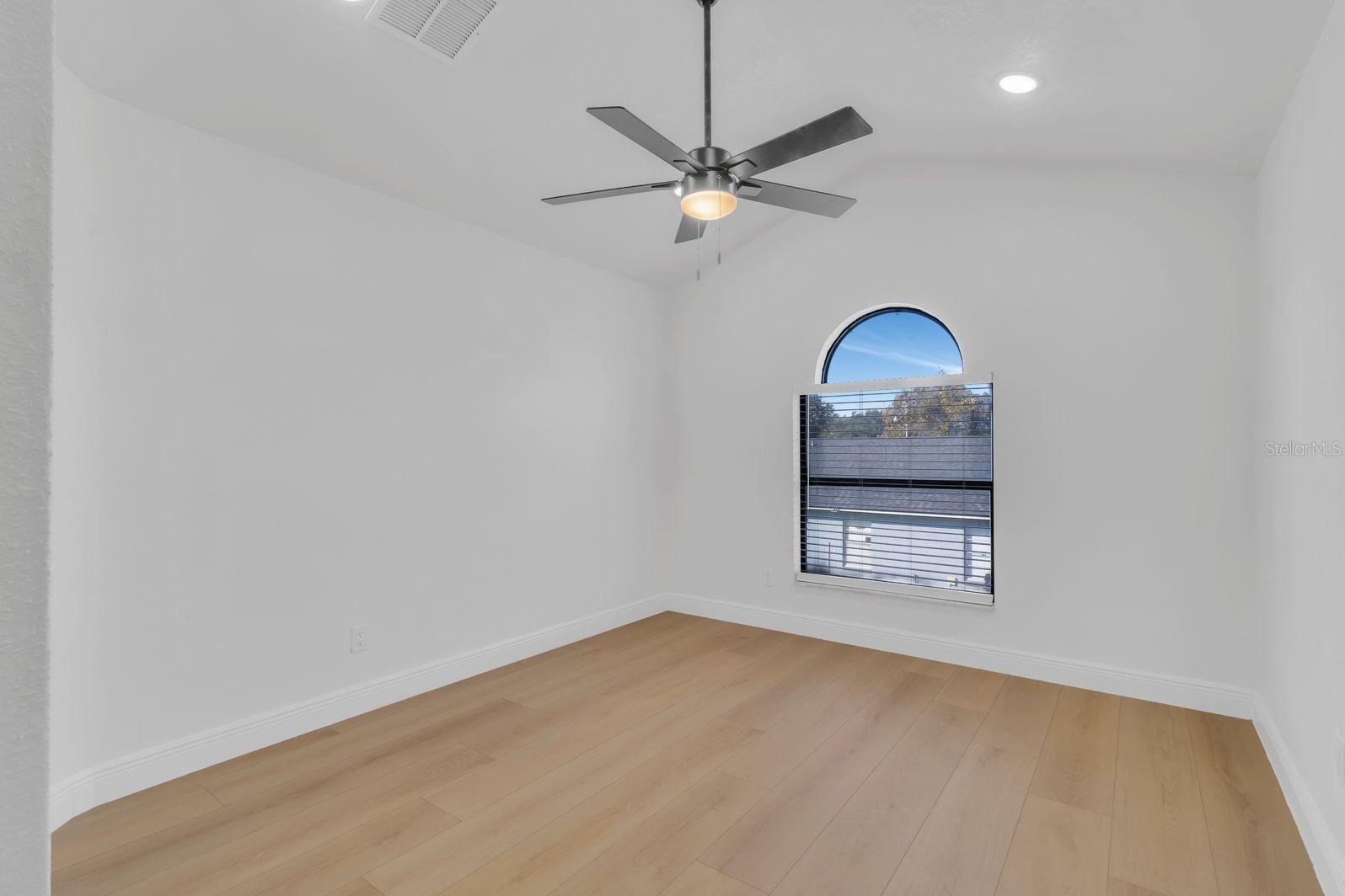 Image 18 of 31 For 2113 Jessa Drive