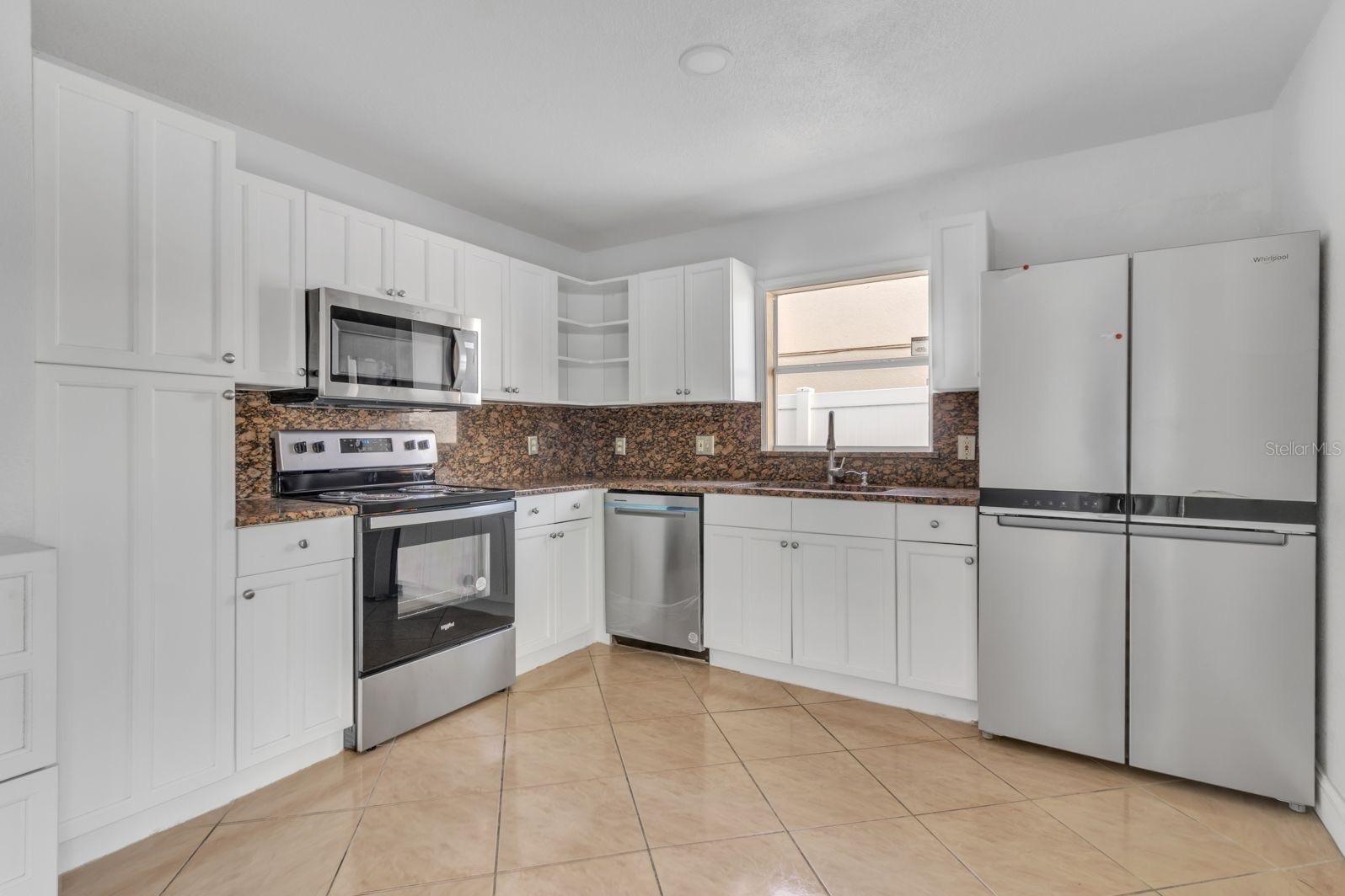 Image 8 of 31 For 2113 Jessa Drive