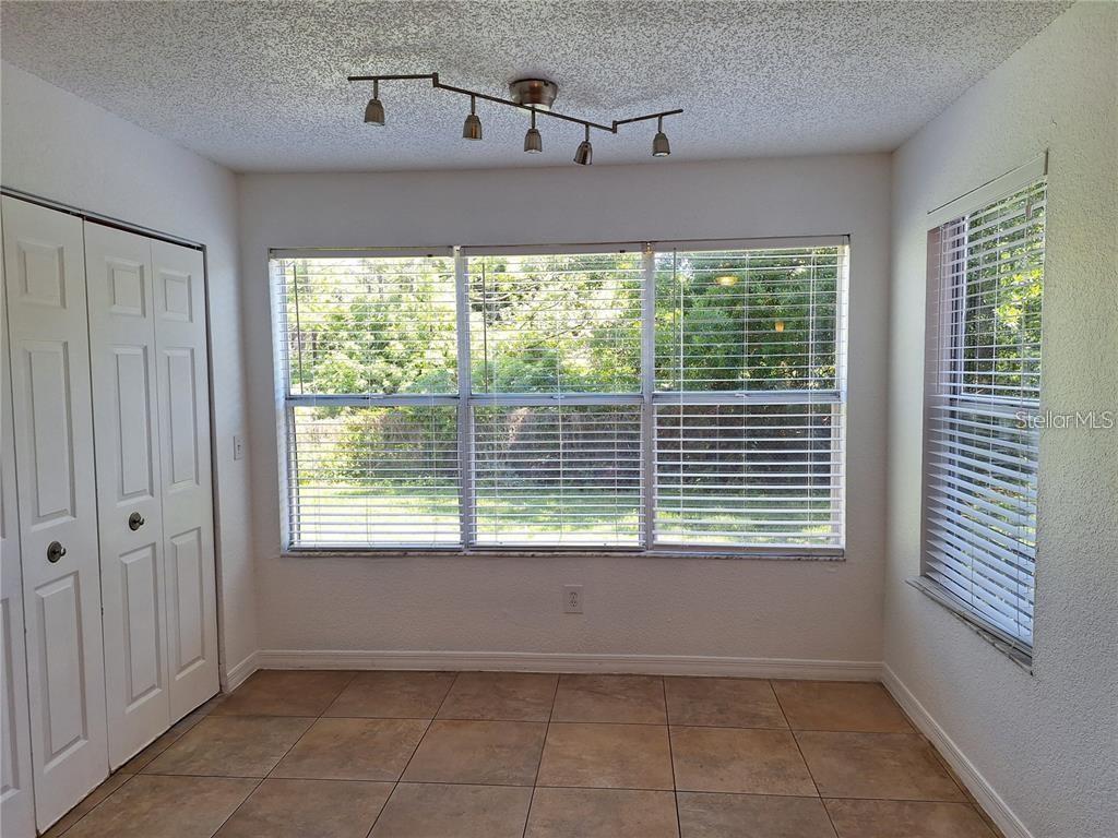 Image 7 of 19 For 5116 Conroy Road 12
