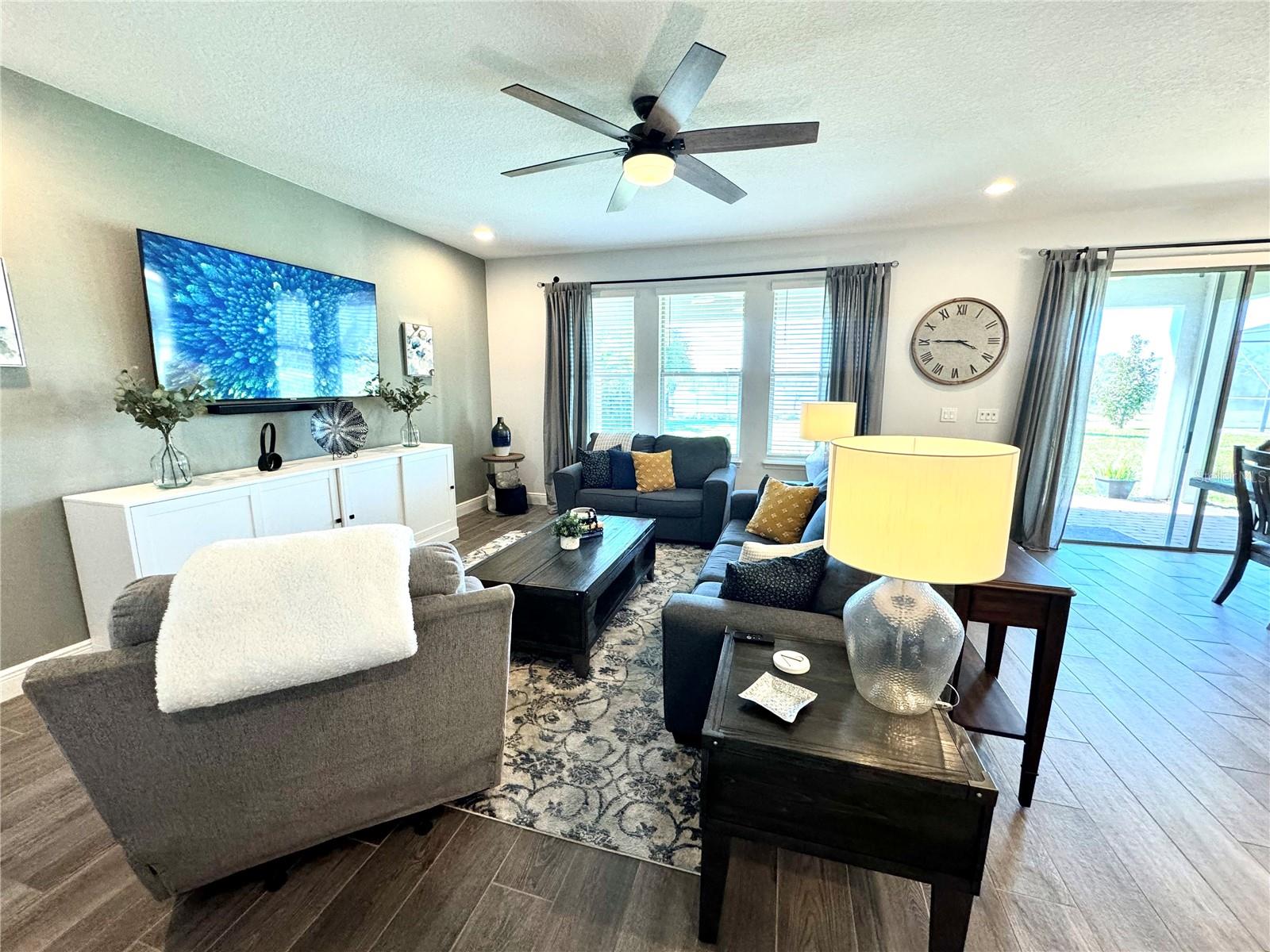 Image 4 of 21 For 9374 Bolero Road