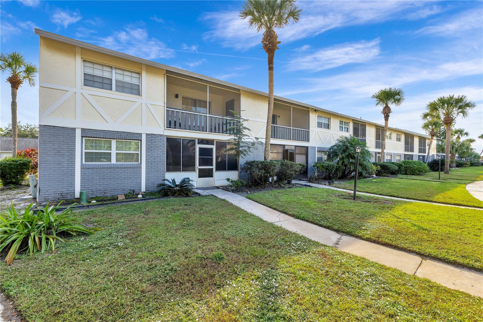 Image 22 of 32 For 4700 Kilt Court 12