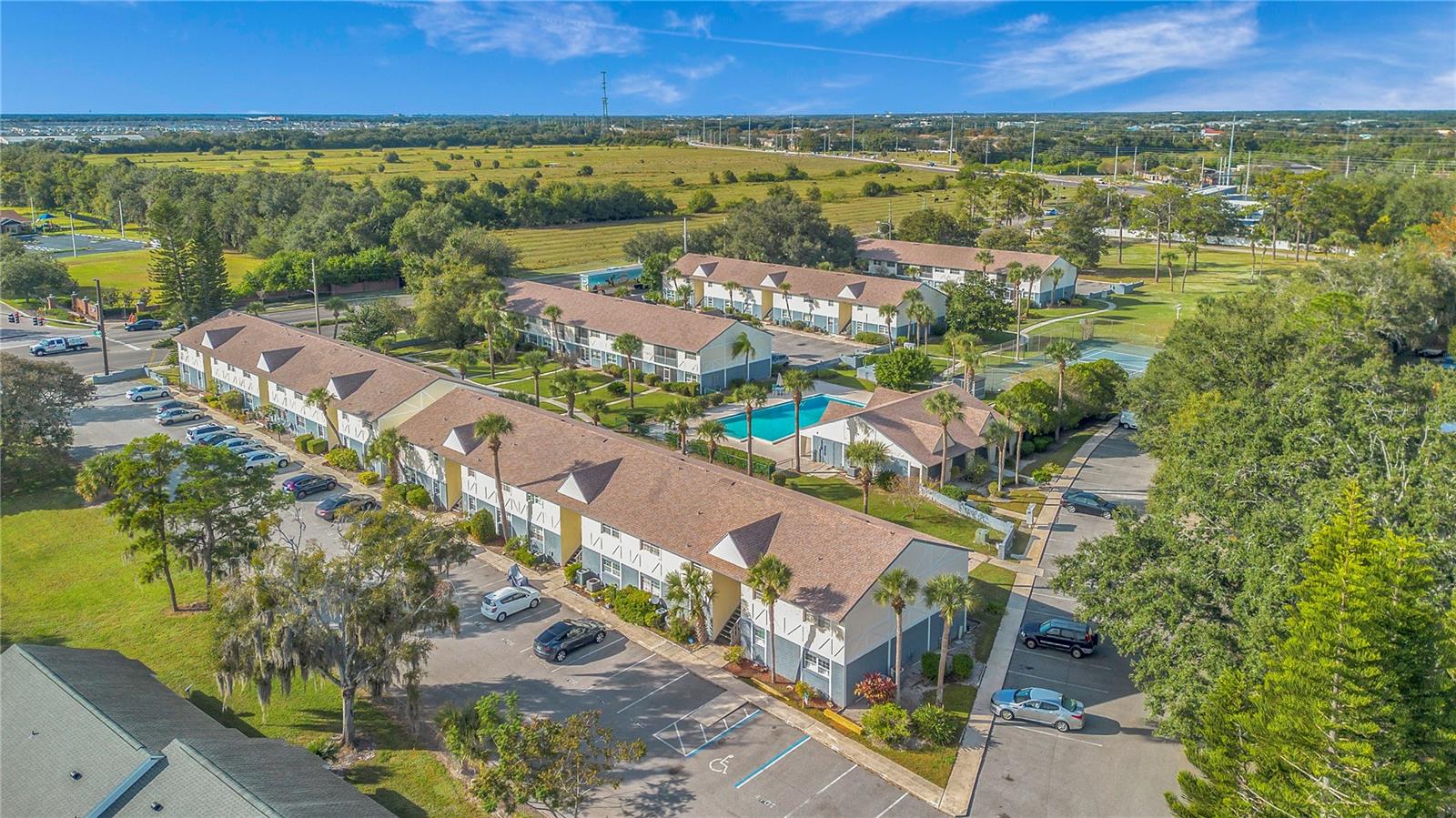 Image 29 of 32 For 4700 Kilt Court 12