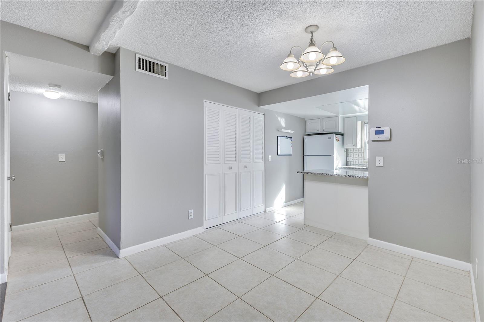 Image 7 of 32 For 4700 Kilt Court 12