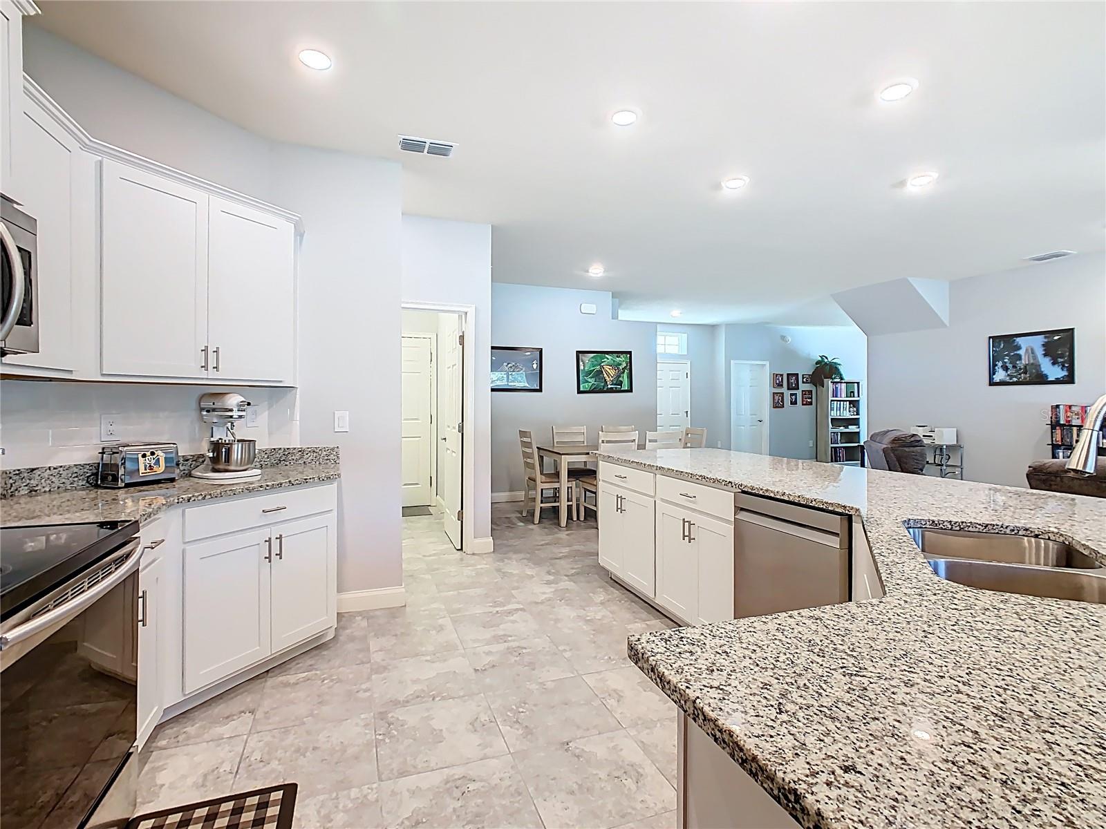 Image 18 of 61 For 319 Travelers Creek Drive