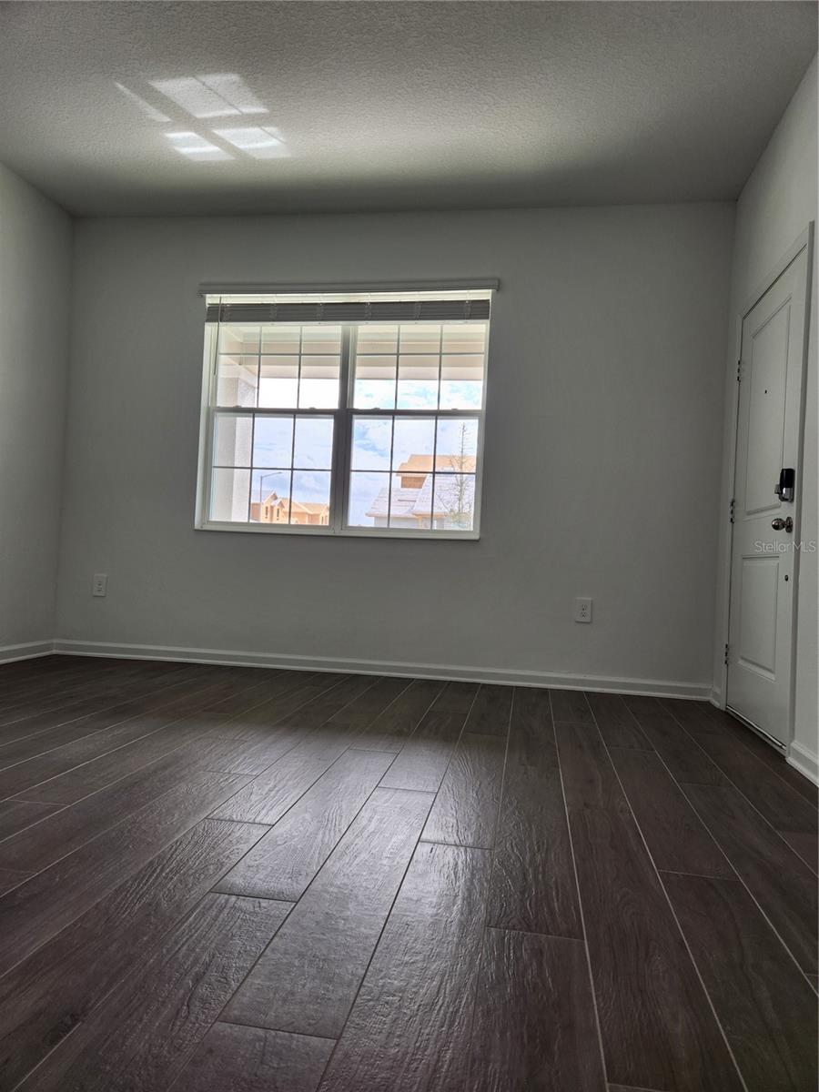 Image 4 of 15 For 997 Waterfall Boulevard