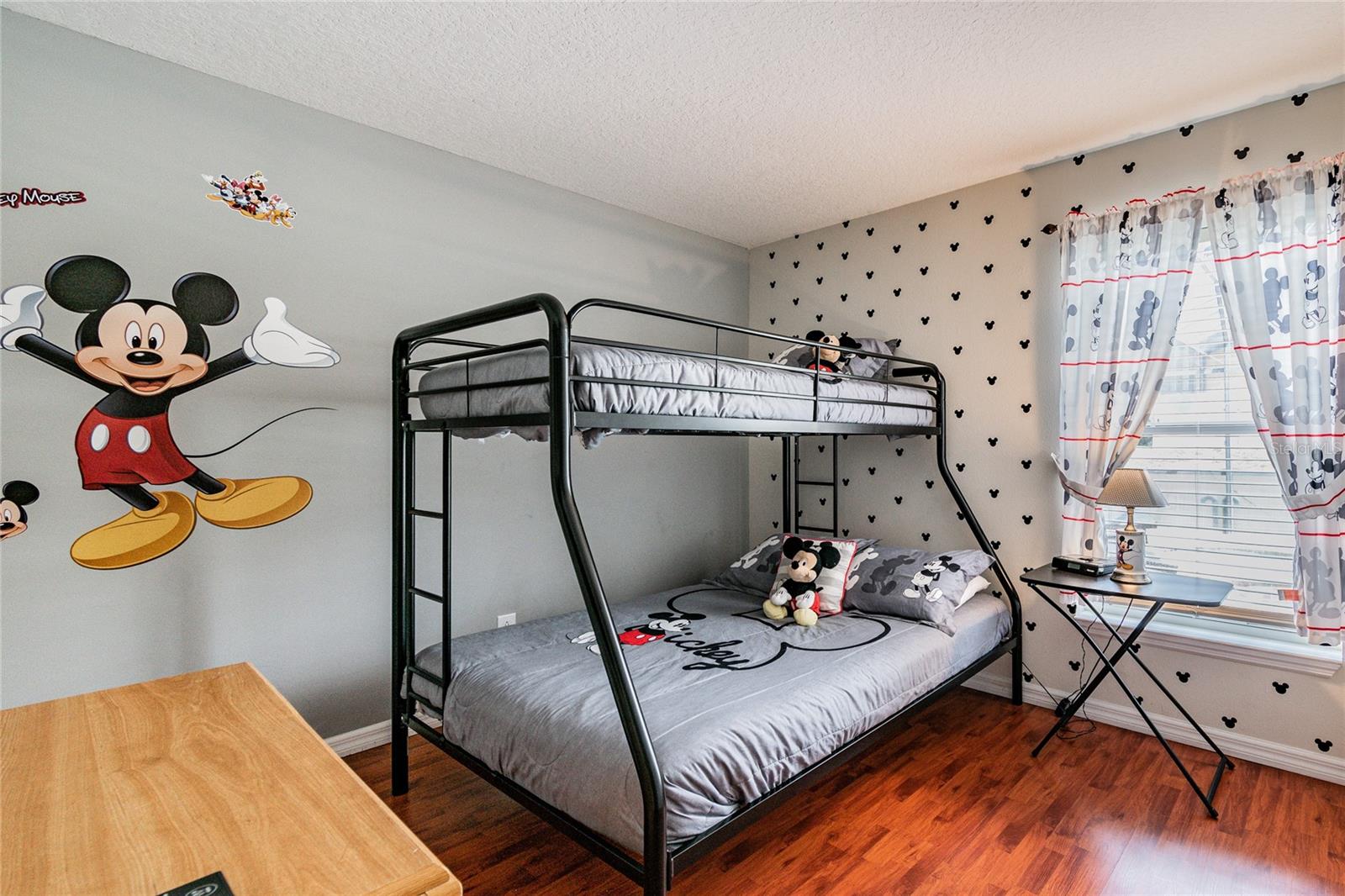 Image 25 of 53 For 146 Rosso Drive