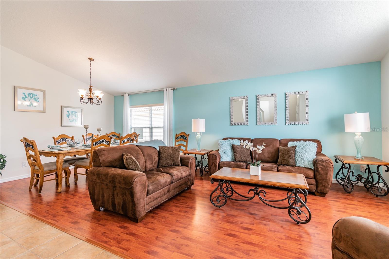 Image 34 of 53 For 146 Rosso Drive