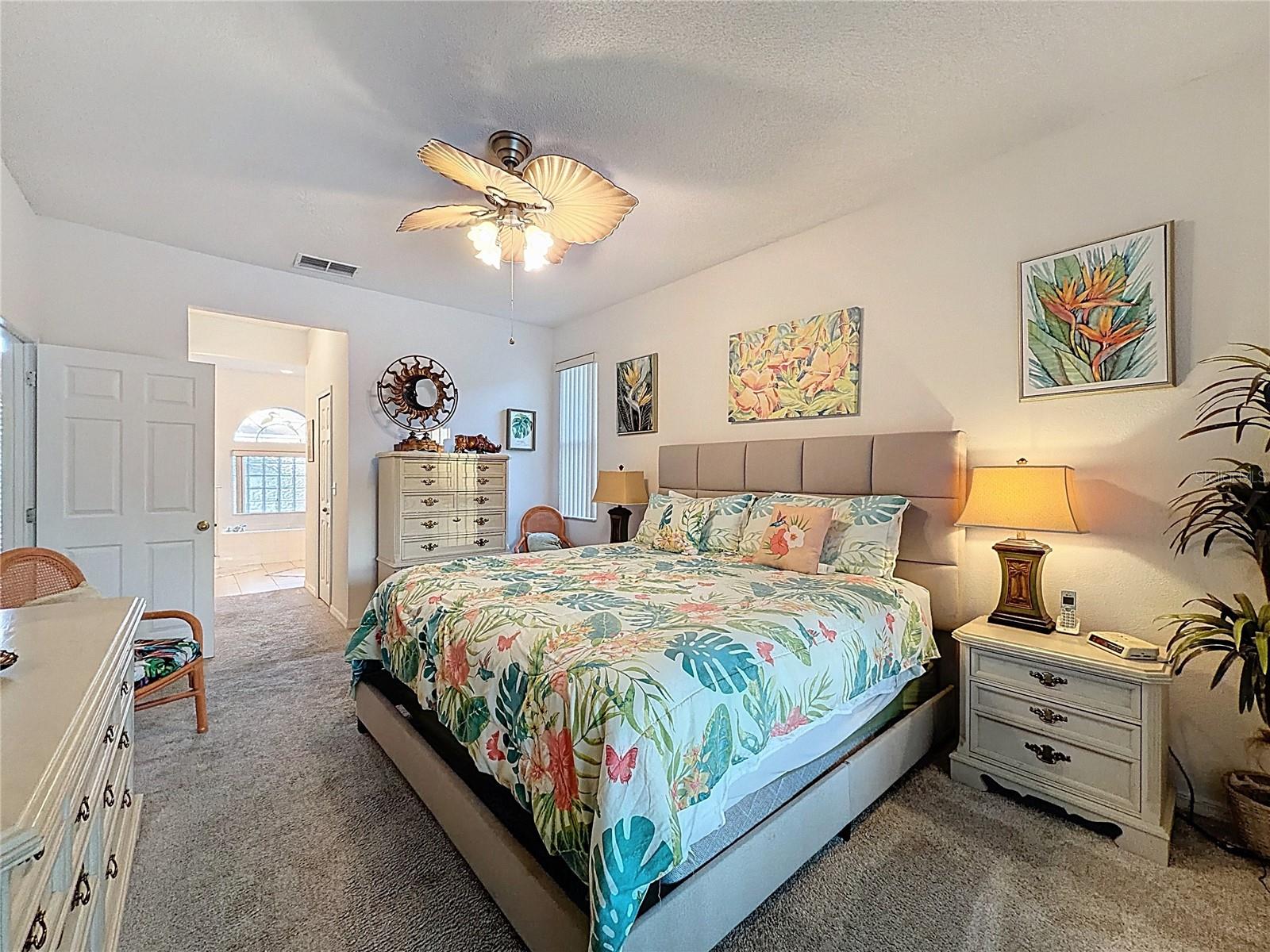 Image 12 of 26 For 936 Montana Avenue