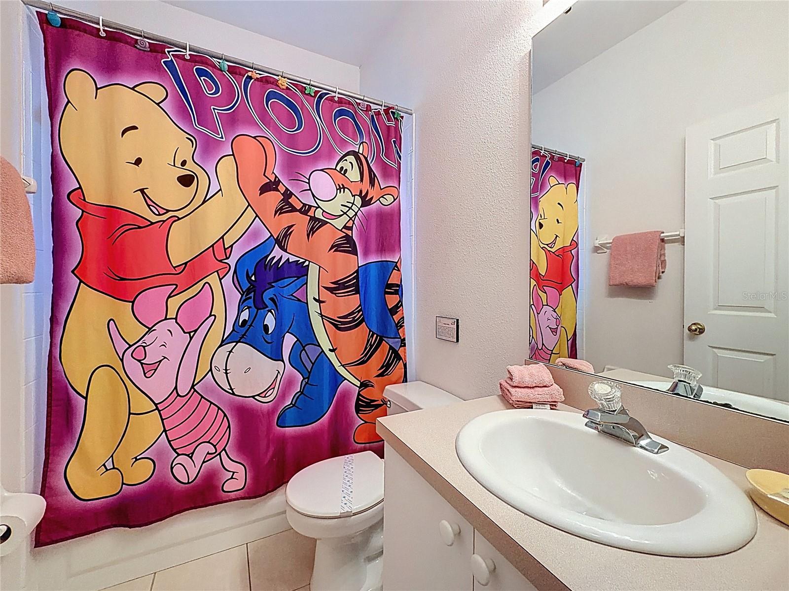 Image 16 of 26 For 936 Montana Avenue