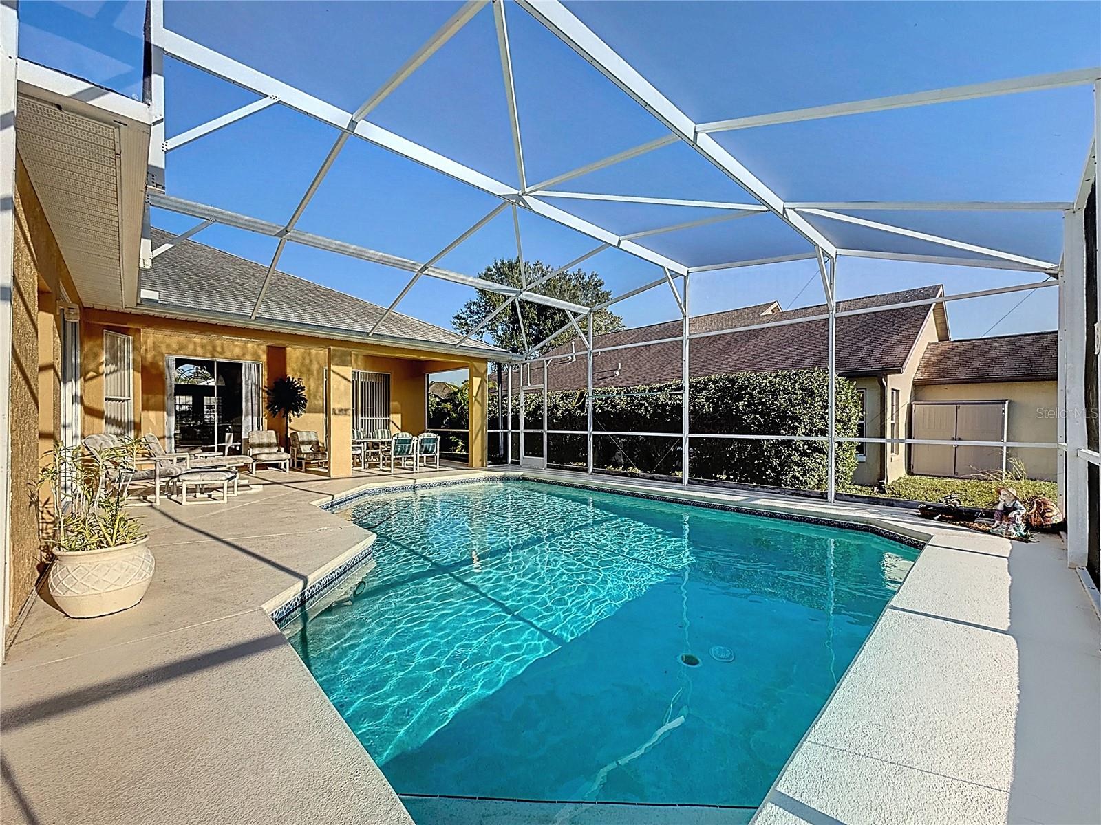 Image 22 of 26 For 936 Montana Avenue