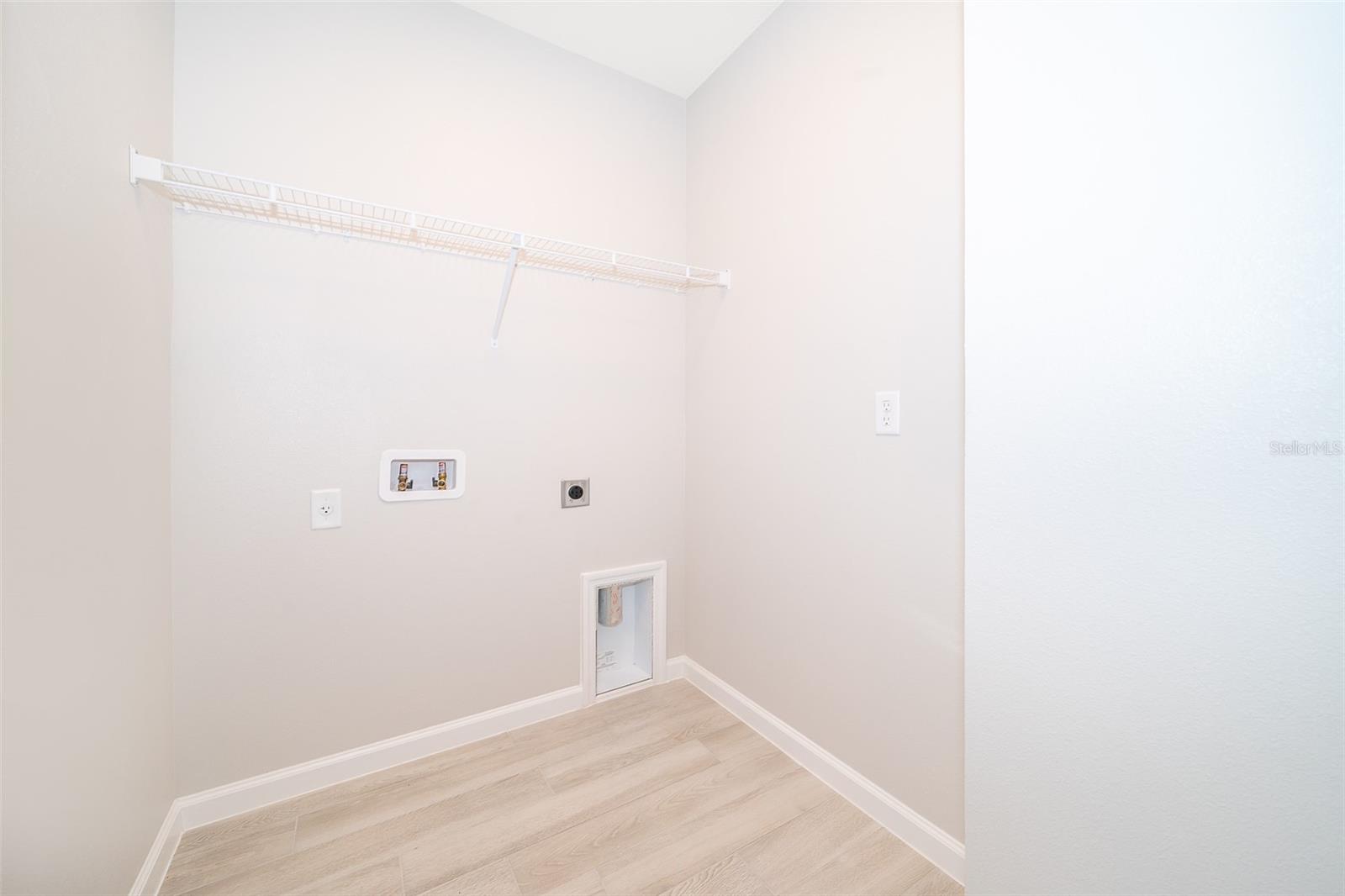 Image 15 of 16 For 4382 Campsite Loop