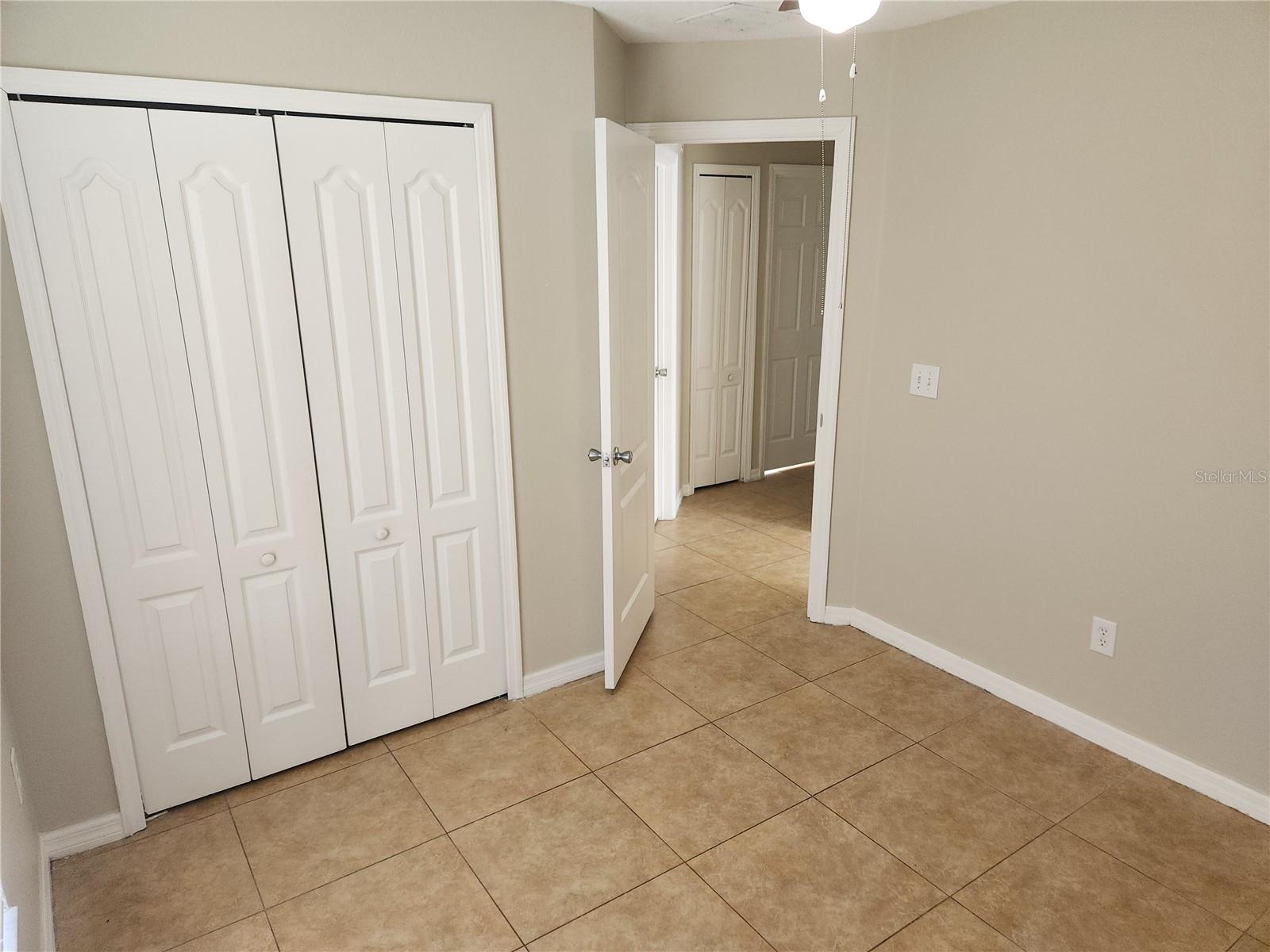 Image 12 of 21 For 1405 Teal Court