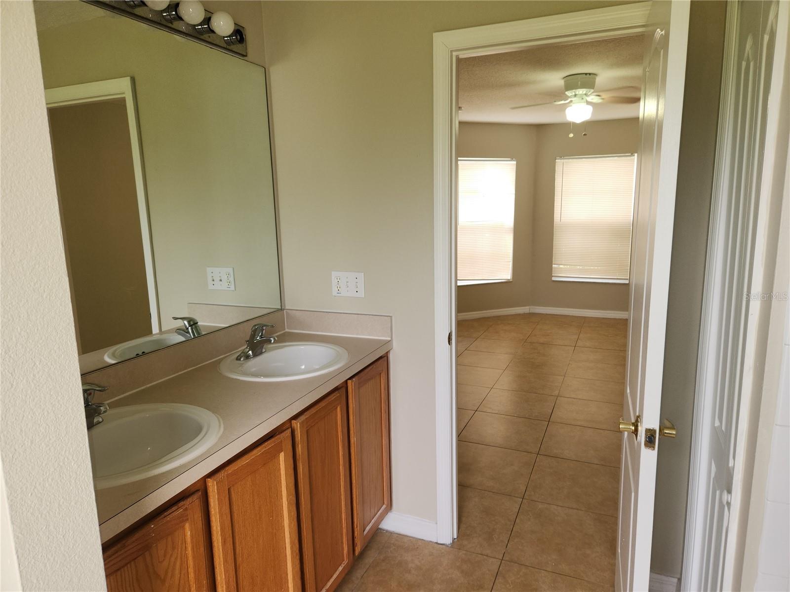 Image 20 of 21 For 1405 Teal Court