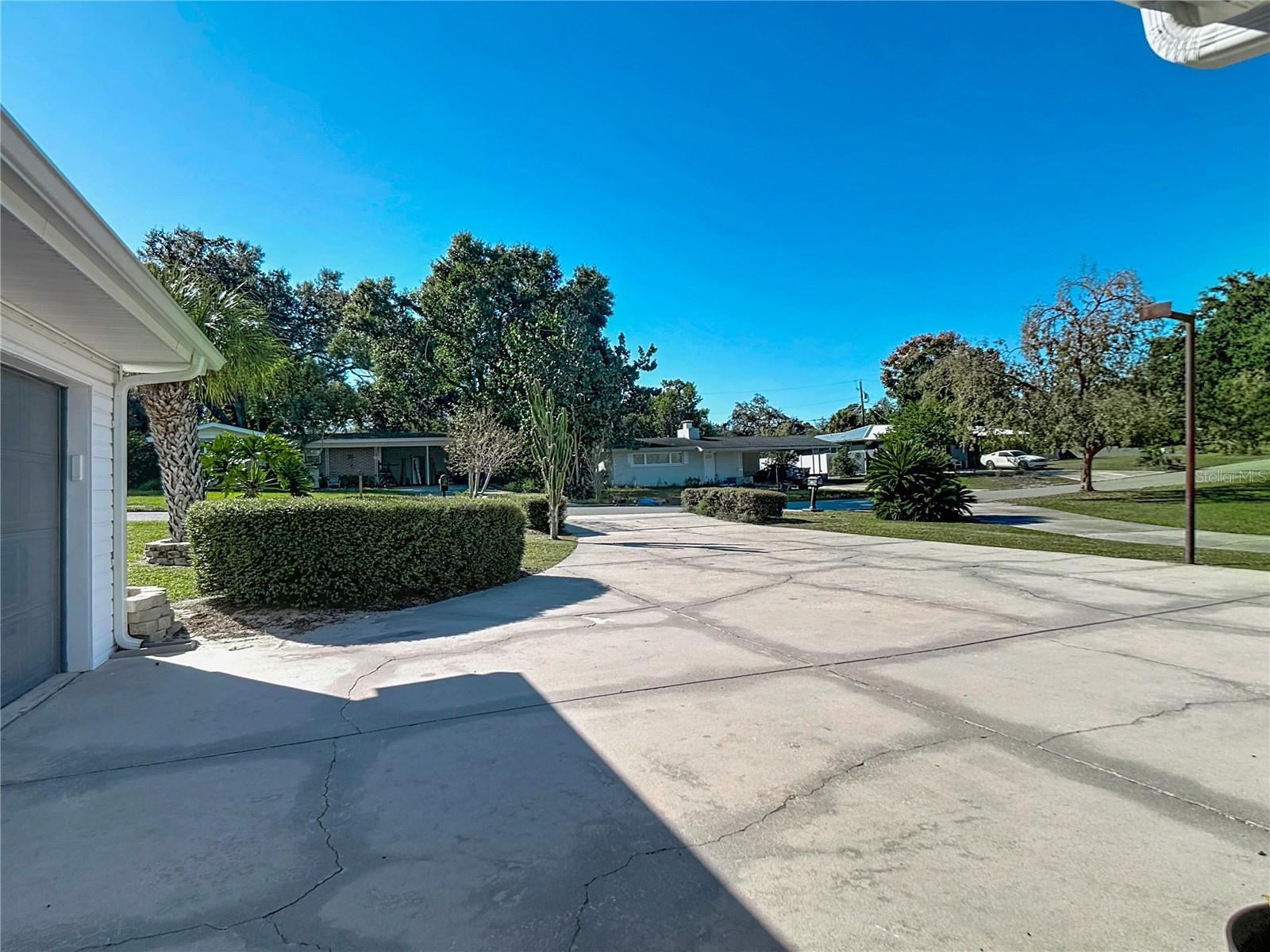 Image 10 of 60 For 807 Avenue L Se