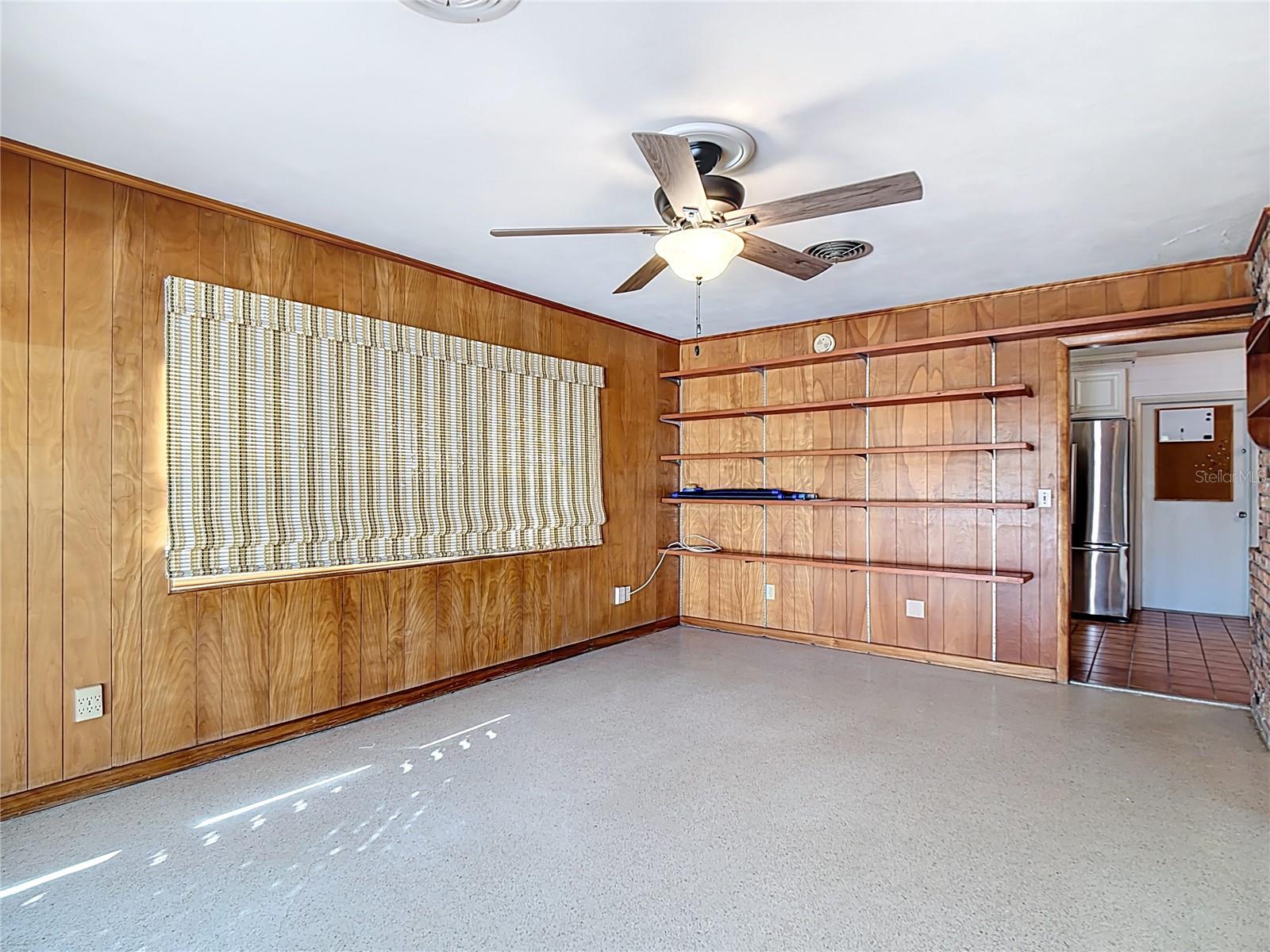 Image 22 of 60 For 807 Avenue L Se