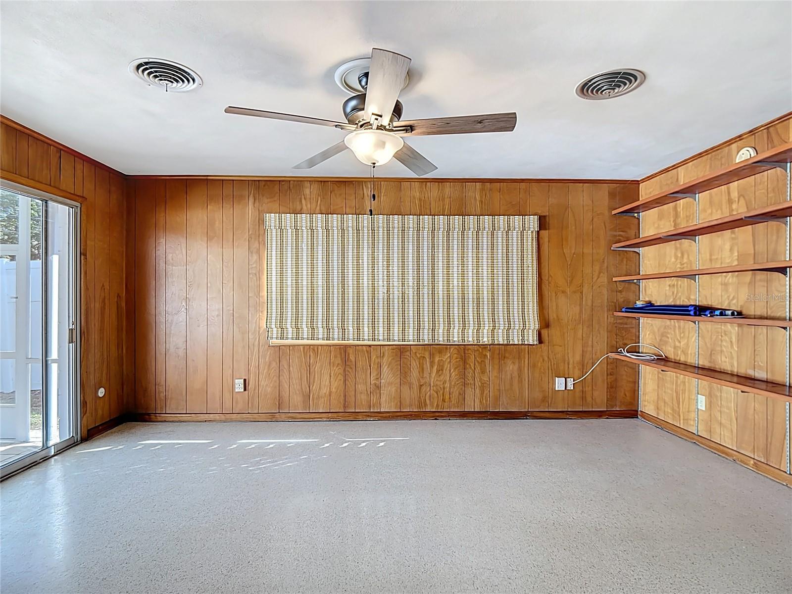 Image 23 of 60 For 807 Avenue L Se