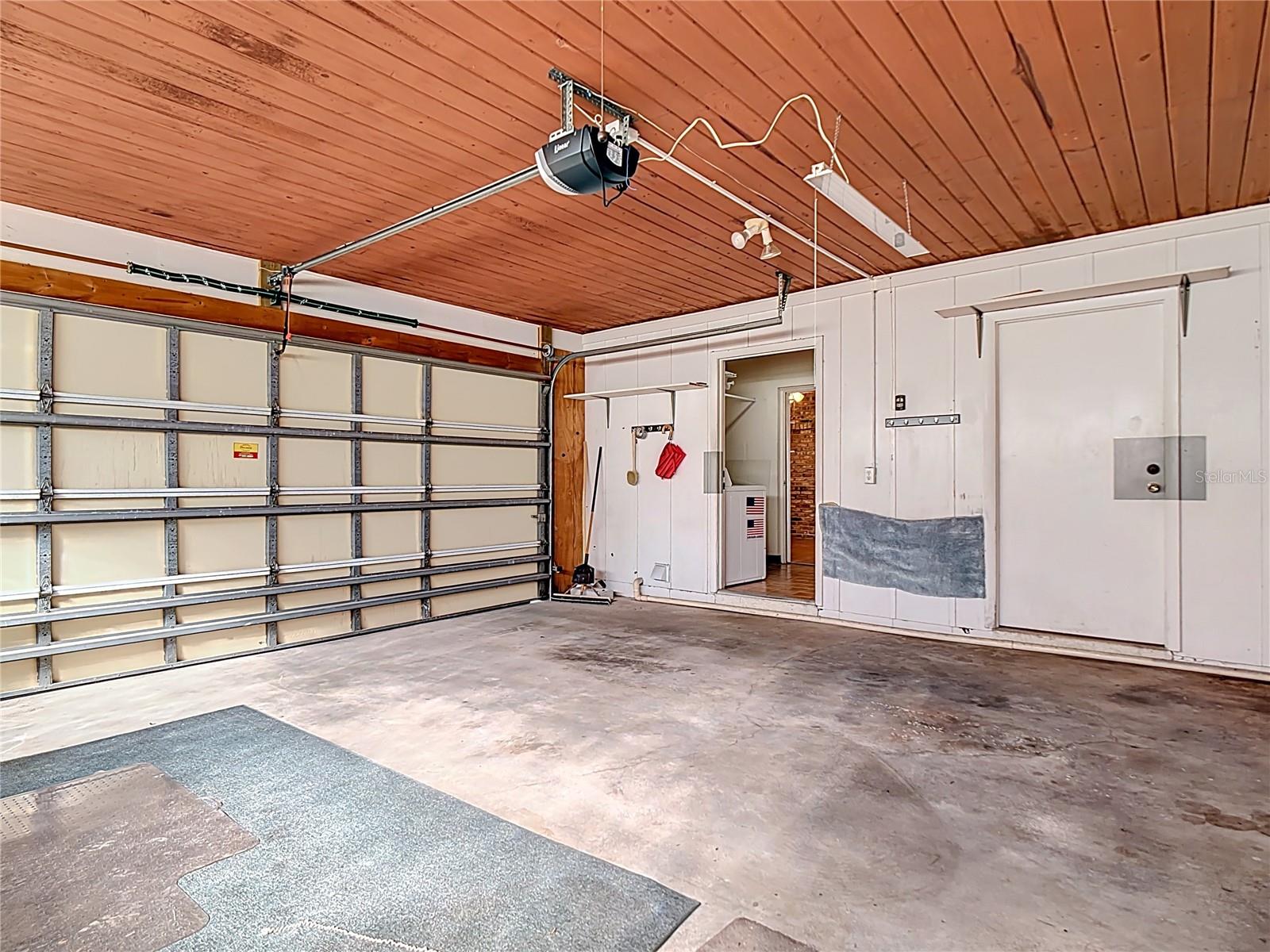 Image 59 of 60 For 807 Avenue L Se