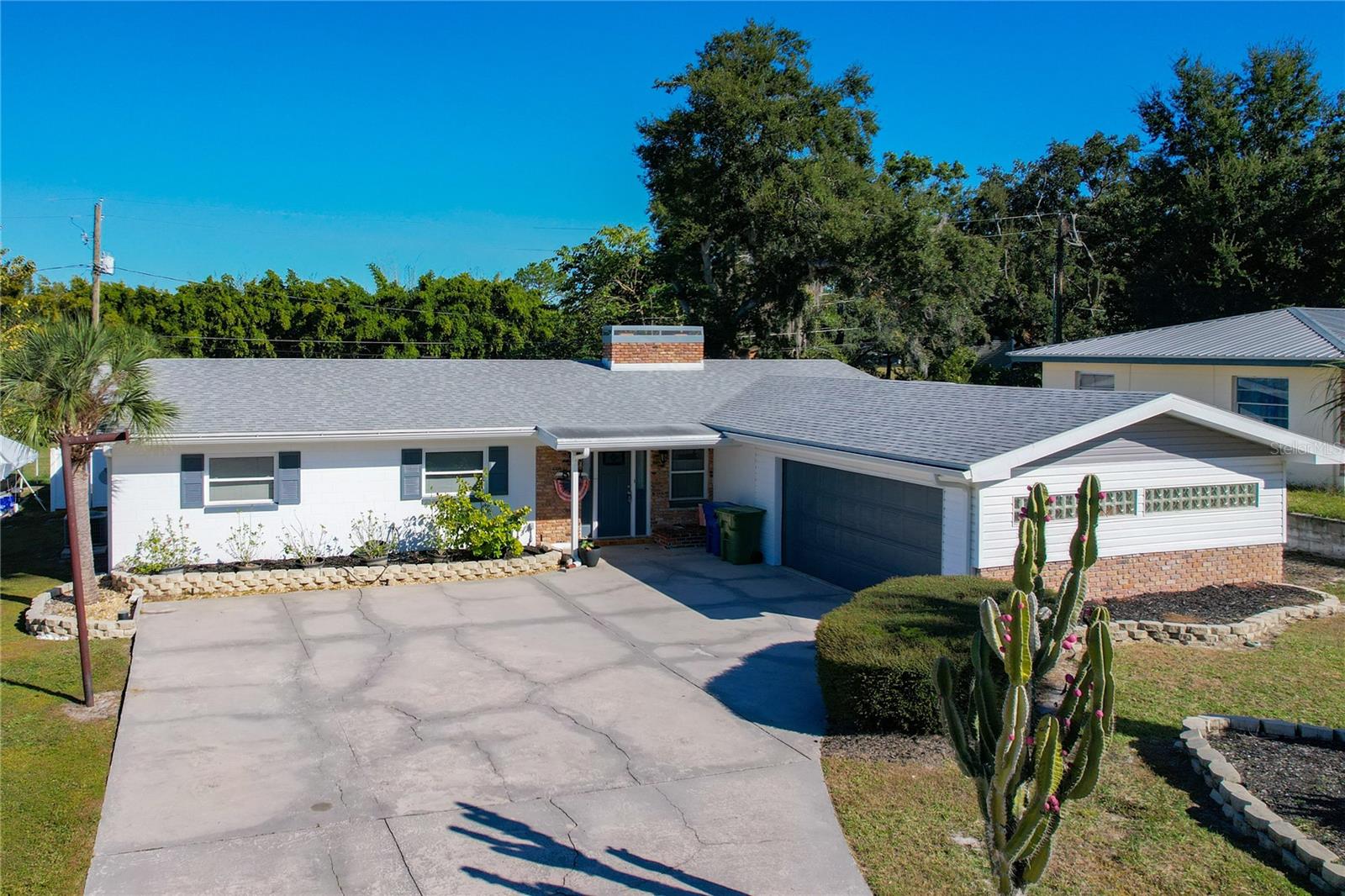 Image 9 of 60 For 807 Avenue L Se