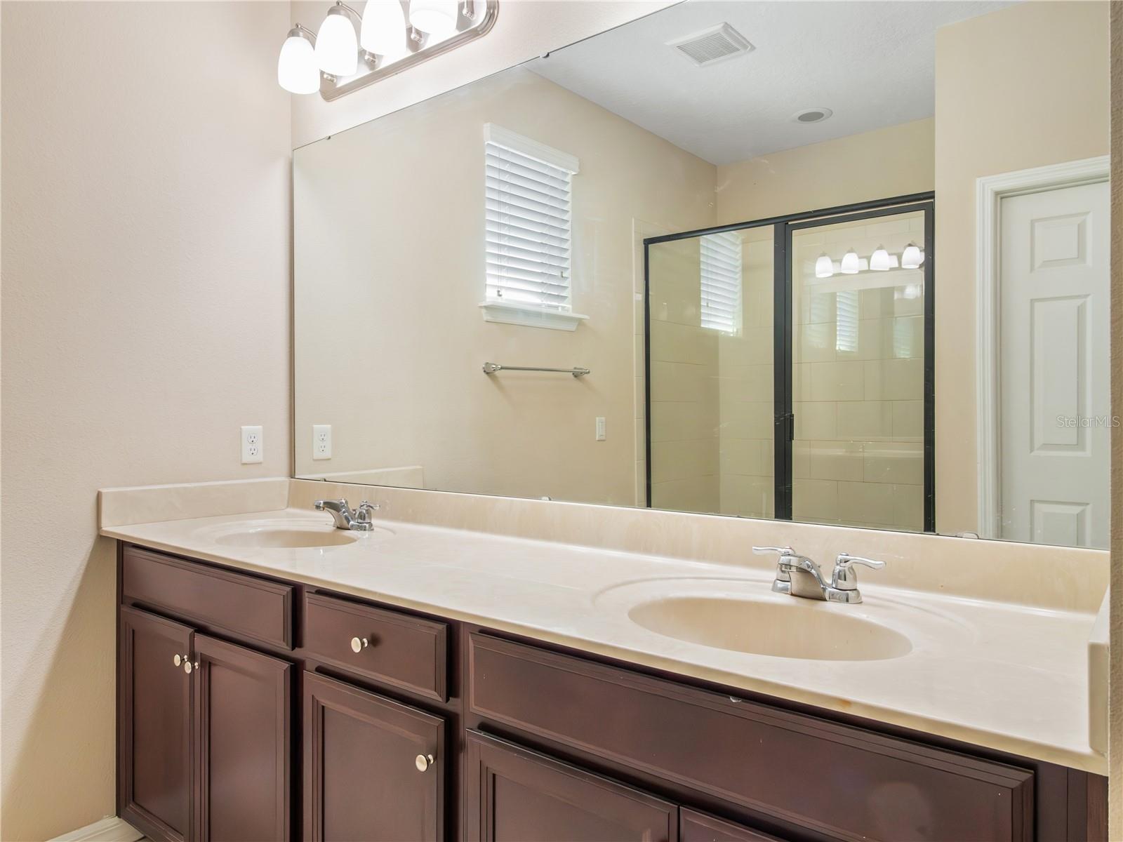 Image 20 of 27 For 12142 Canyon Sun Trail