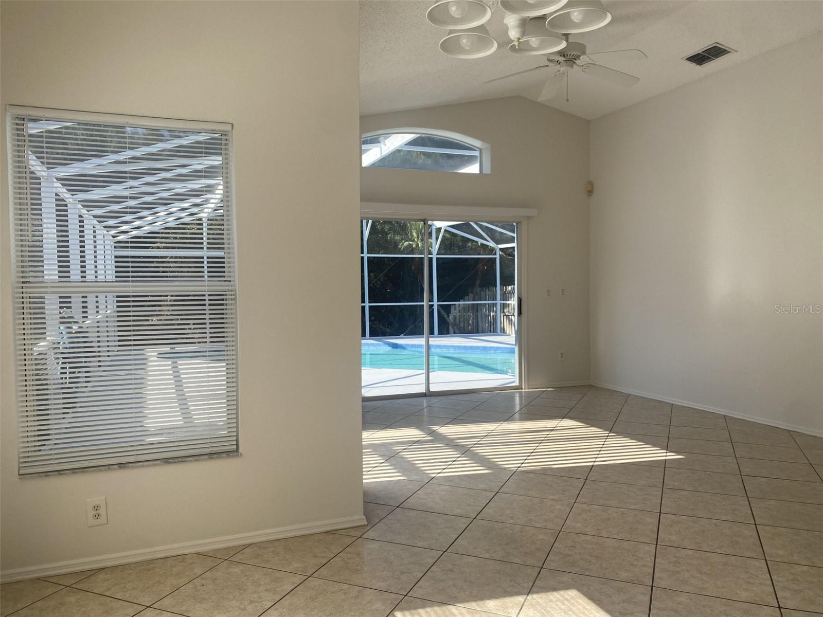 Image 10 of 36 For 13210 Meadowfield Drive