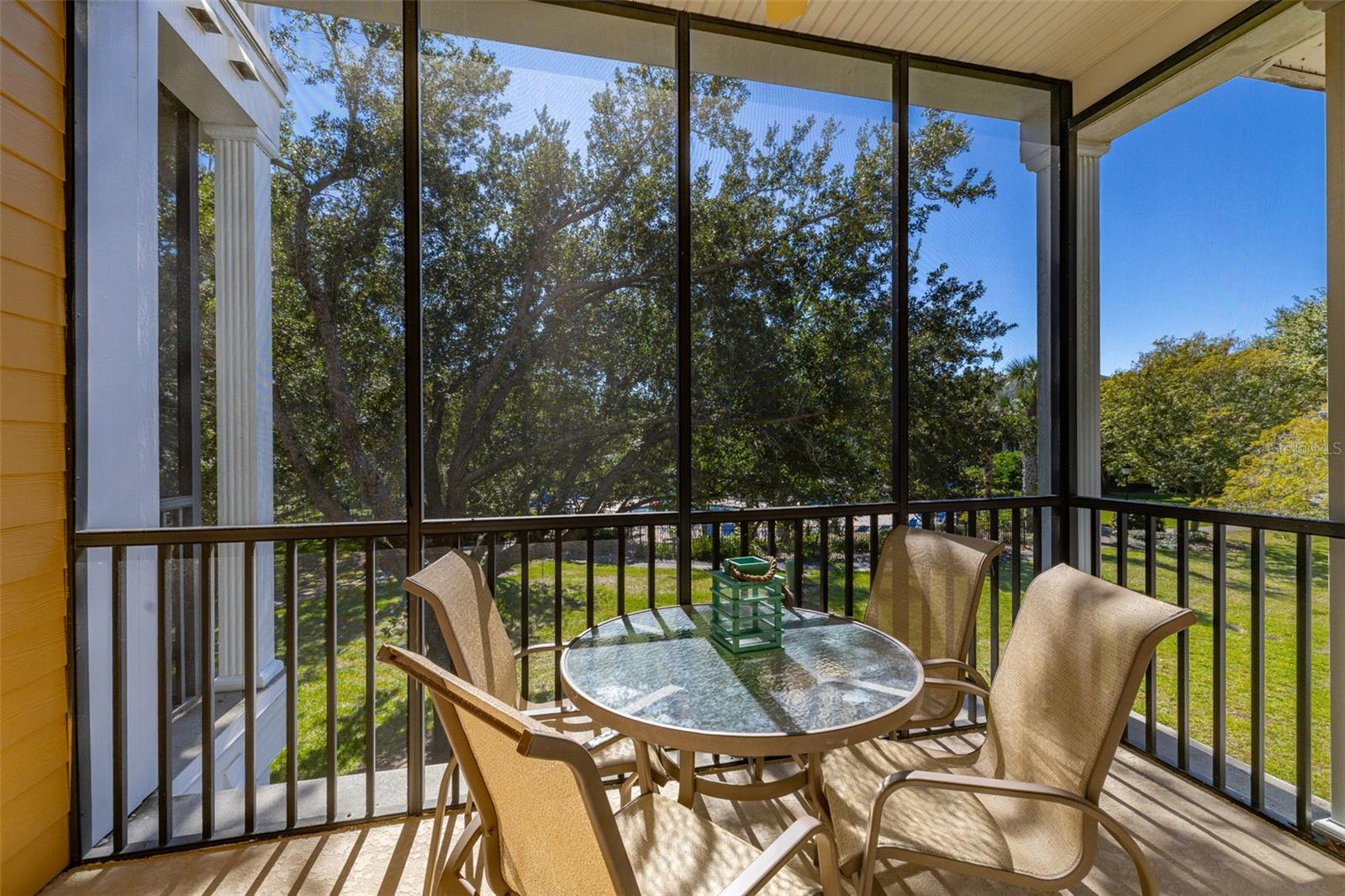 Image 30 of 78 For 612 Rum Run 612