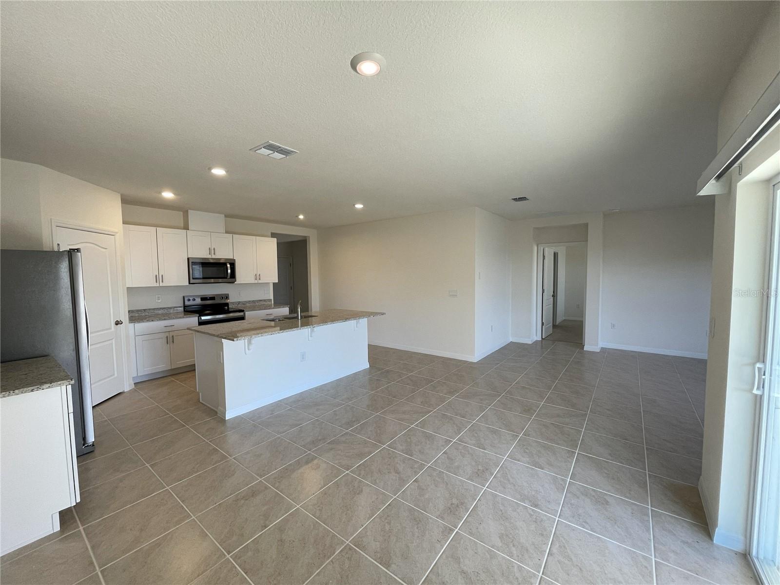 Image 14 of 38 For 5726 Millhouse Way