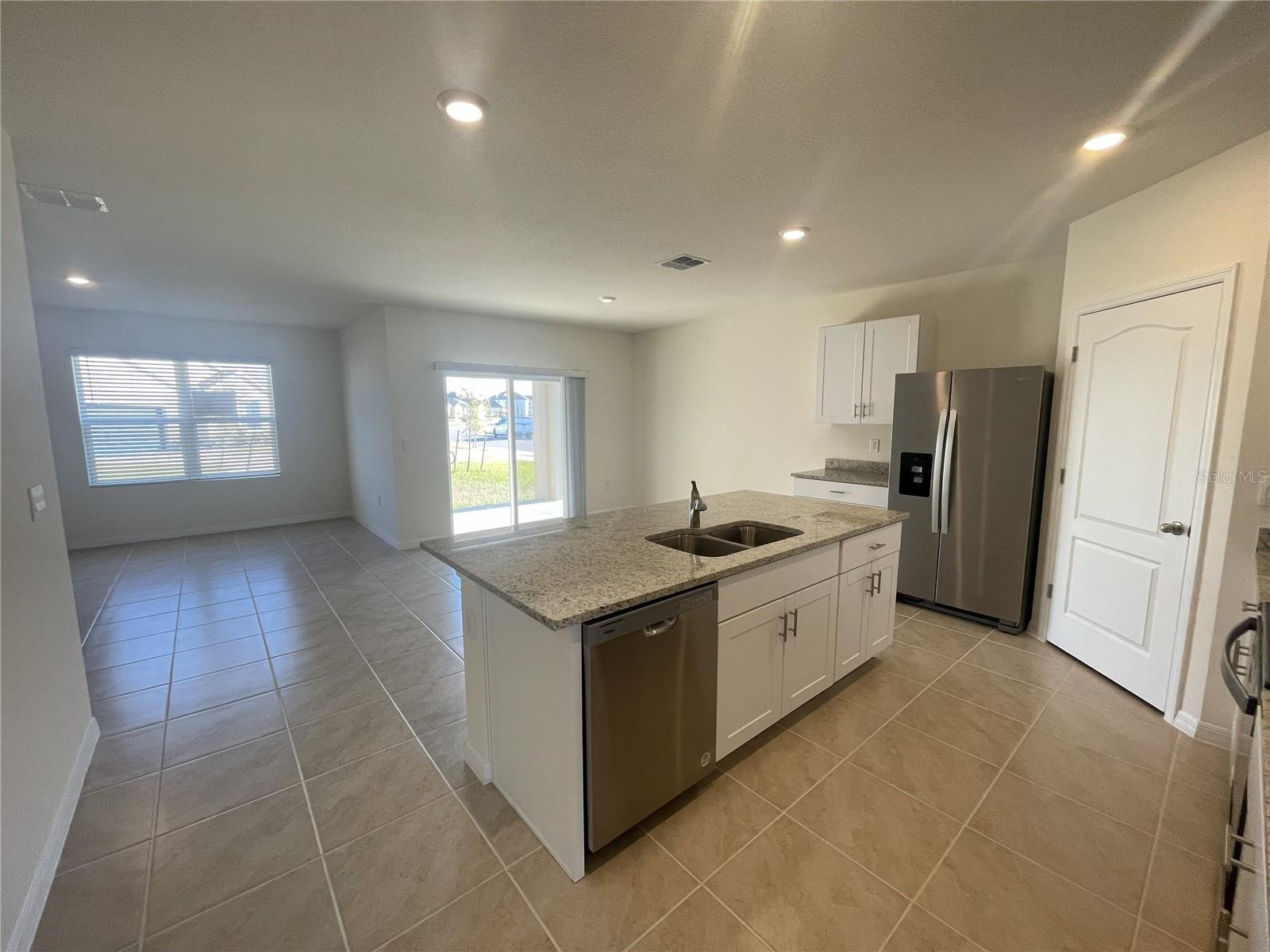 Image 15 of 38 For 5726 Millhouse Way