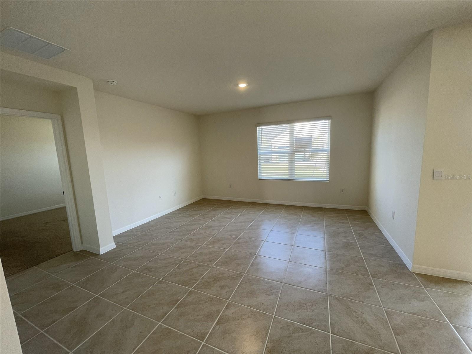 Image 17 of 38 For 5726 Millhouse Way