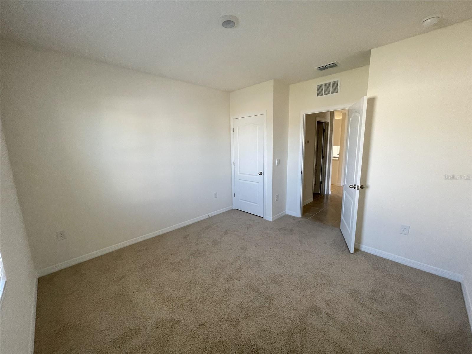 Image 19 of 38 For 5726 Millhouse Way