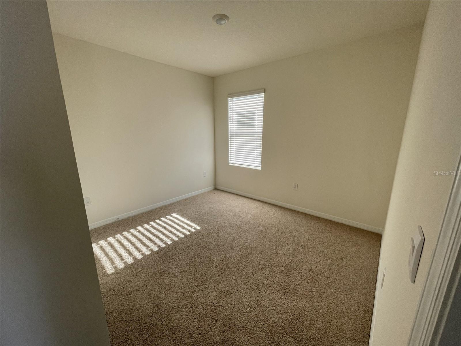 Image 20 of 38 For 5726 Millhouse Way