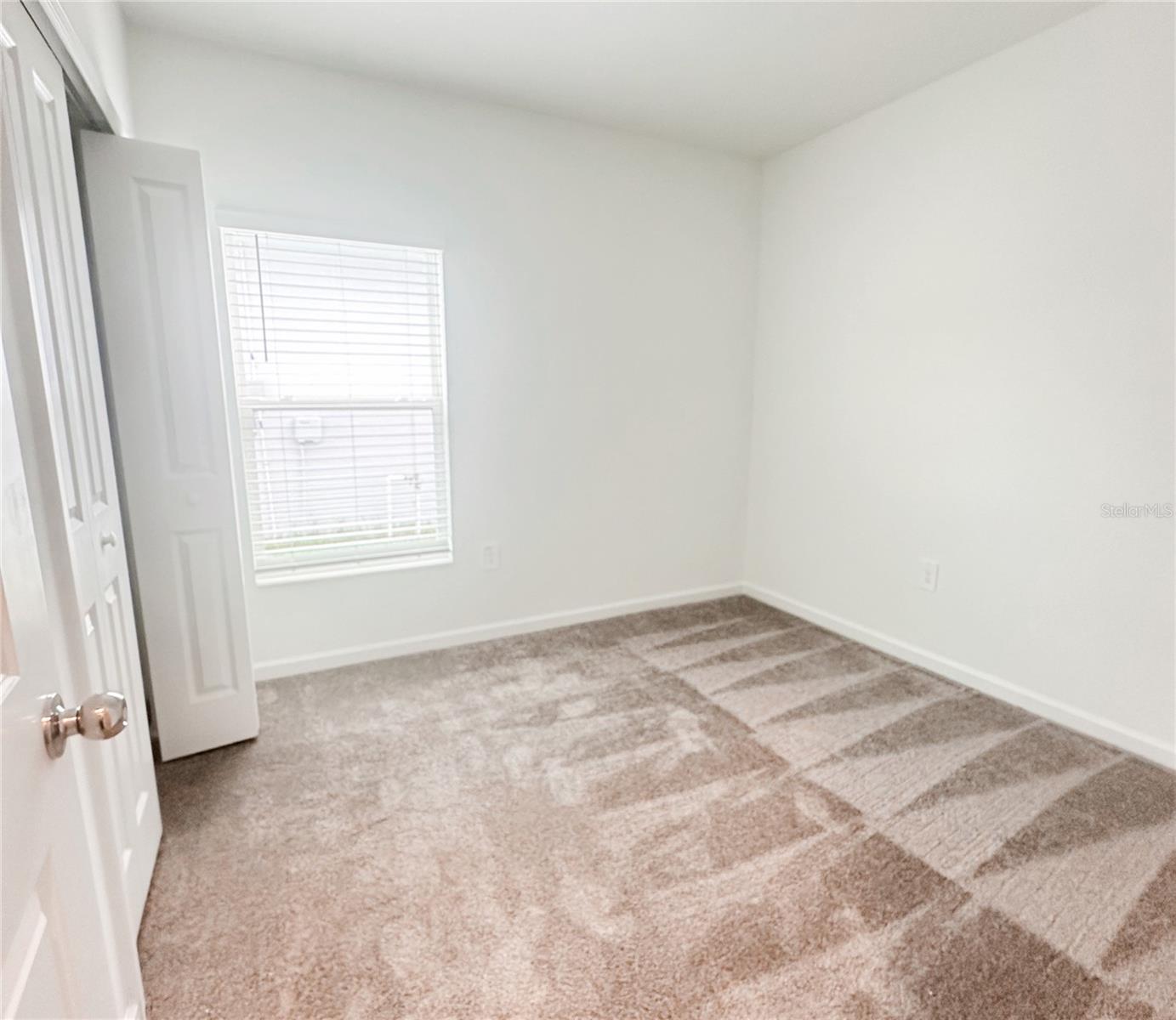 Image 7 of 12 For 1153 Deepwater Cir