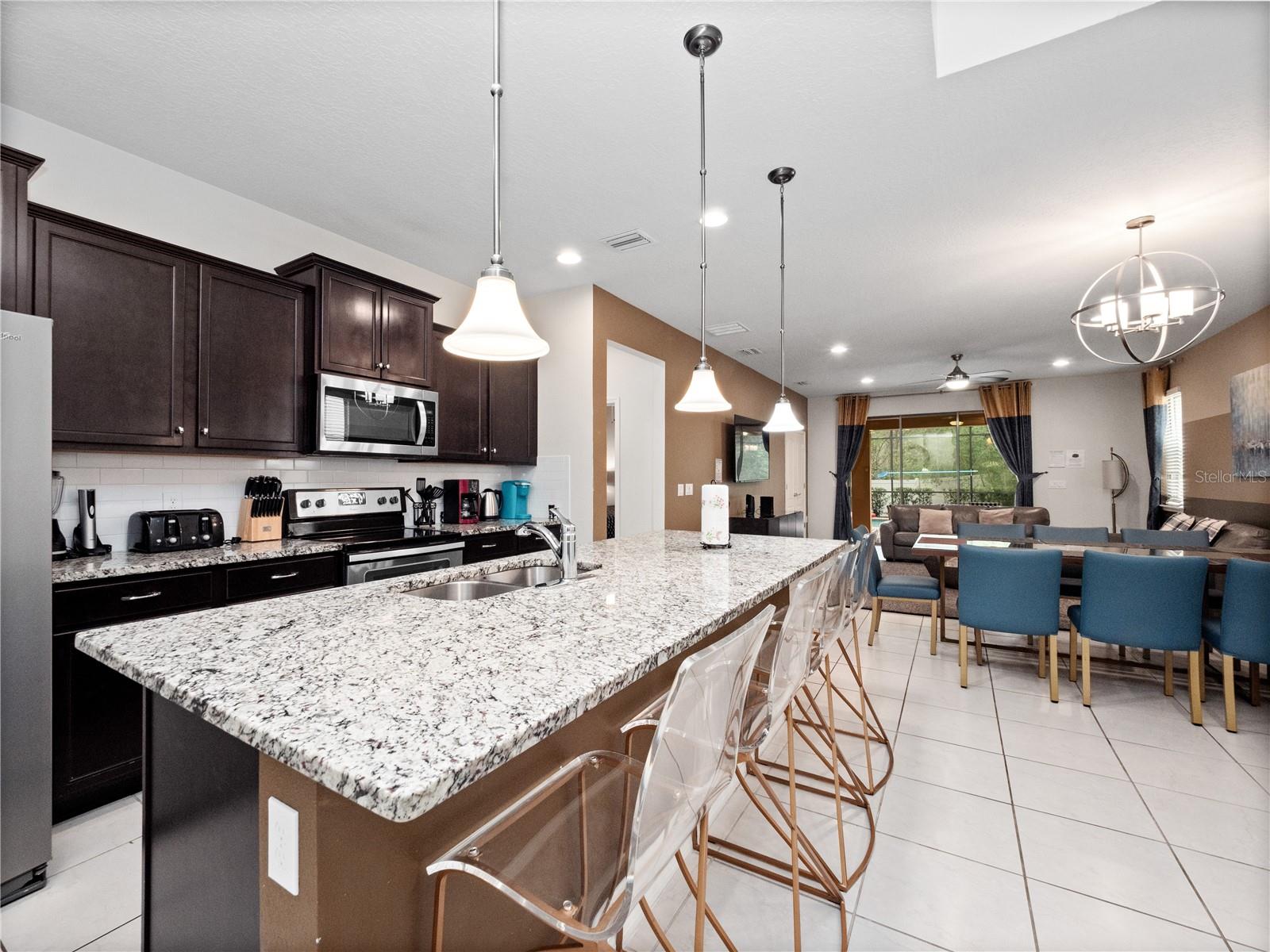 Image 7 of 40 For 1813 Nice Court