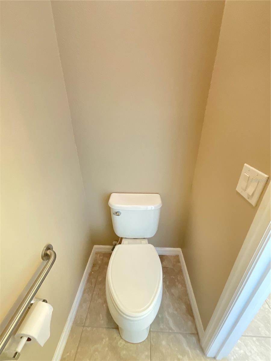 Image 22 of 41 For 1611 Mohegan Boulevard