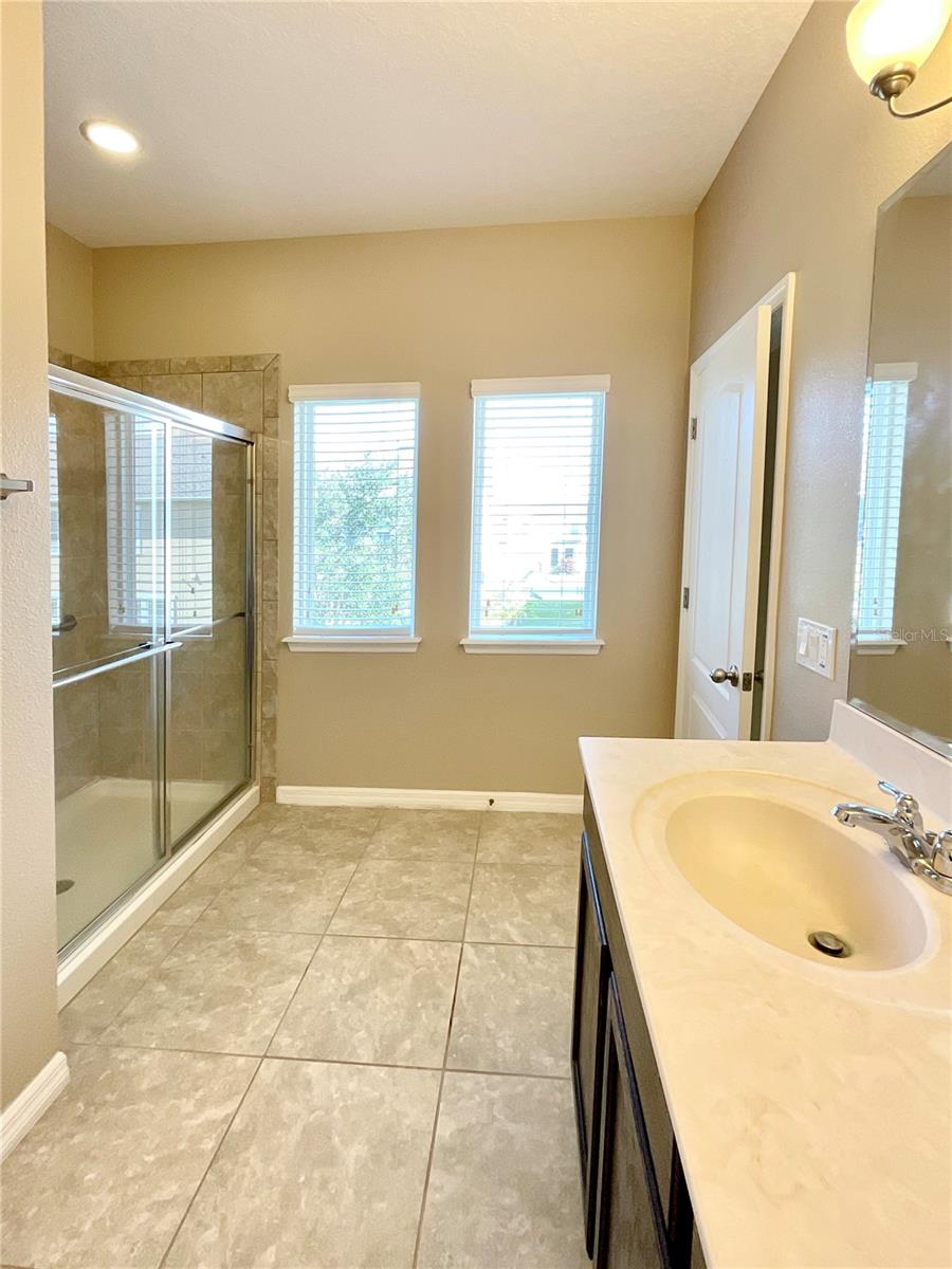 Image 24 of 41 For 1611 Mohegan Boulevard